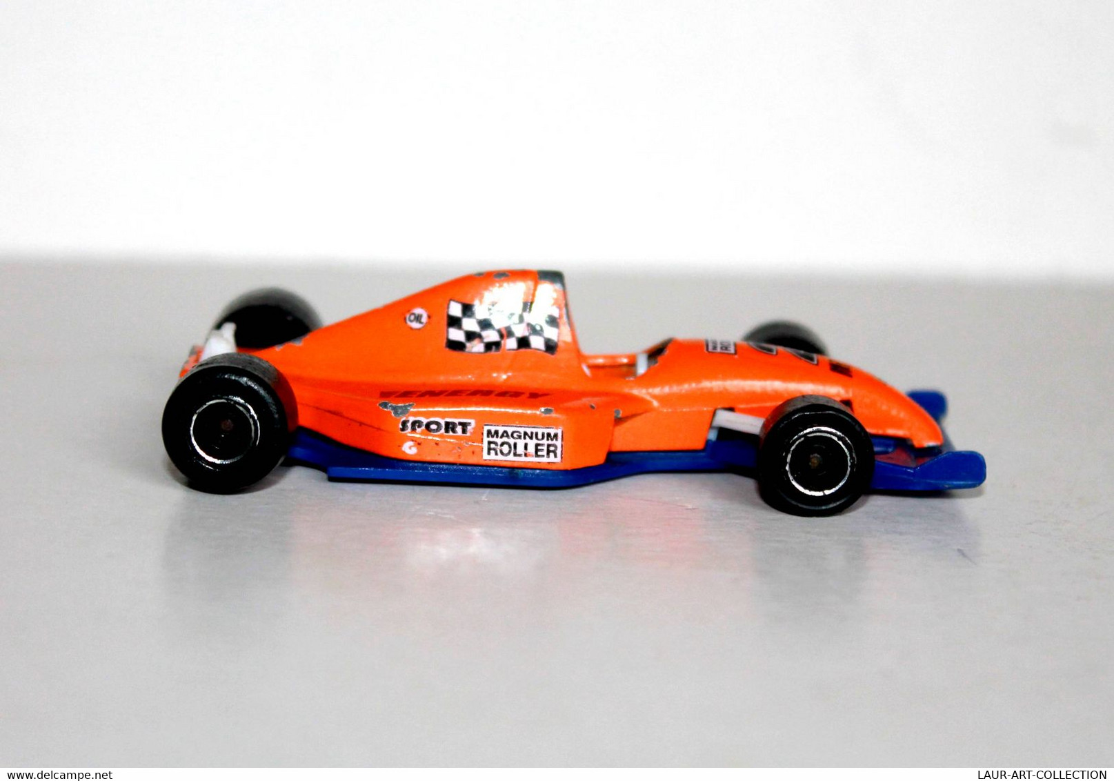 MAJORETTE - N°213 F1 FORMULE 1 / VOITURE DE COURSE RACING N°2 M. ROLLER  - ANCIEN MINIATURE AUTOMOBILE        (030122.8) - Majorette