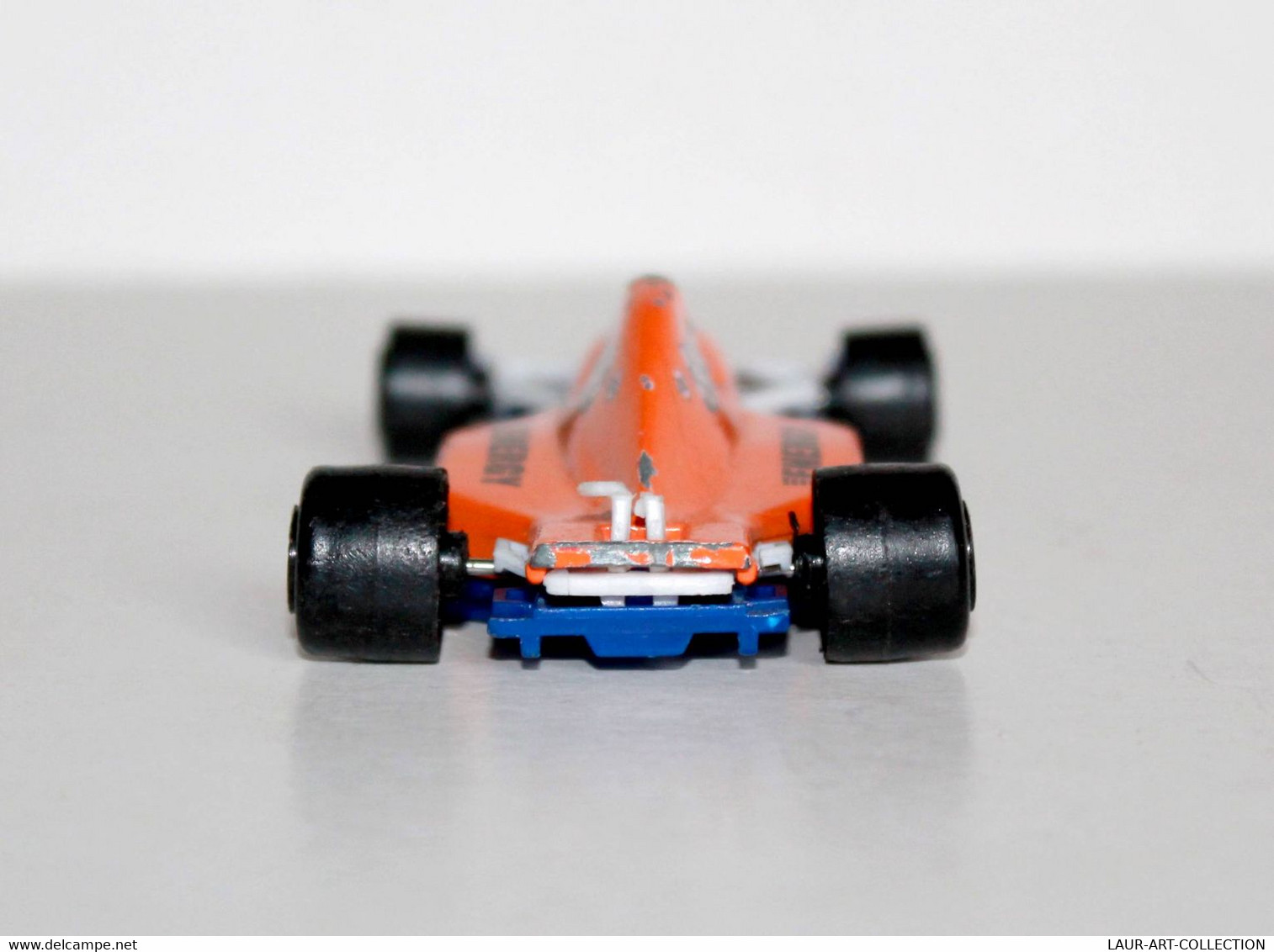 MAJORETTE - N°213 F1 FORMULE 1 / VOITURE DE COURSE RACING N°2 M. ROLLER  - ANCIEN MINIATURE AUTOMOBILE        (030122.8) - Majorette