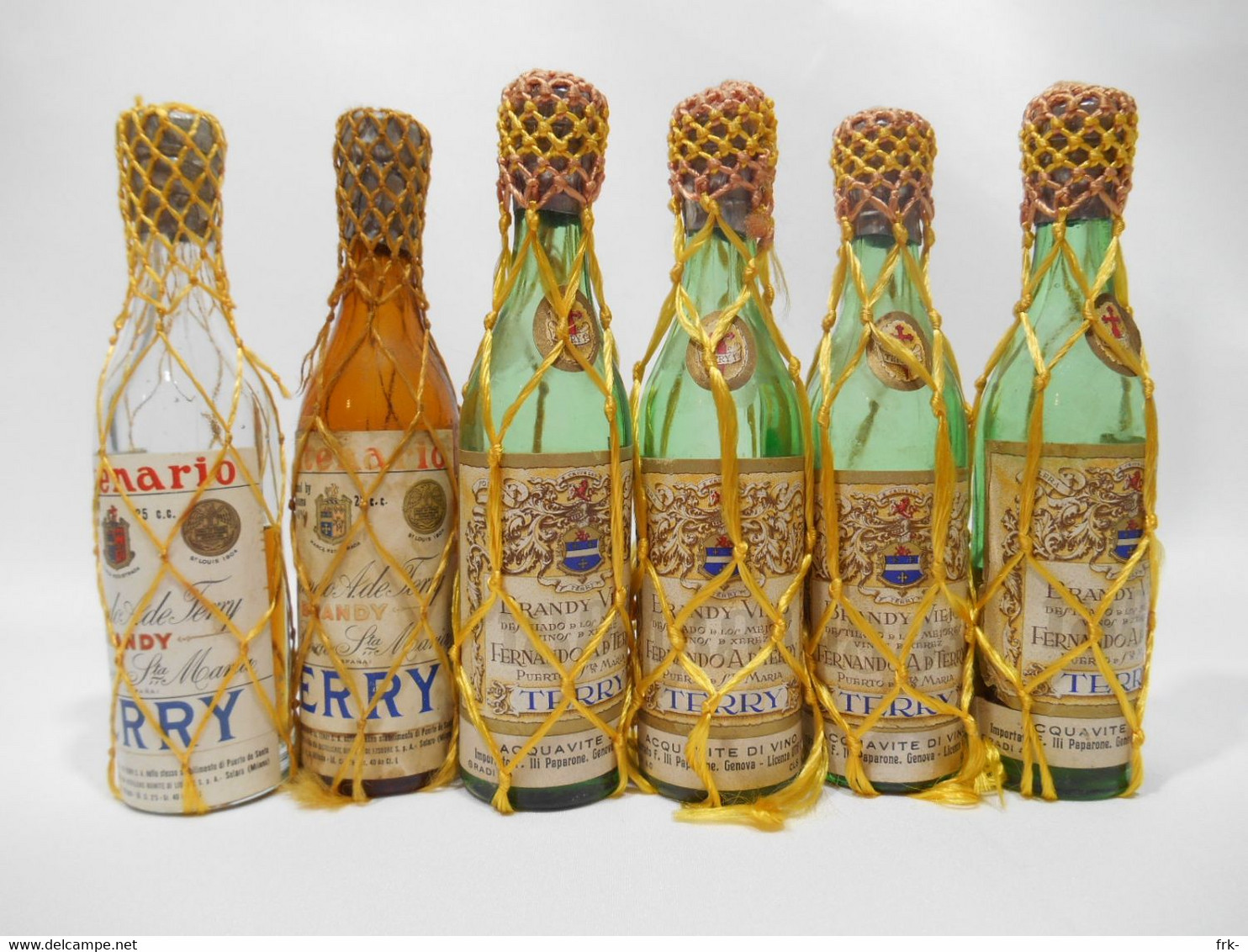 Mignon Terry  6 Bottigliette - Miniatures