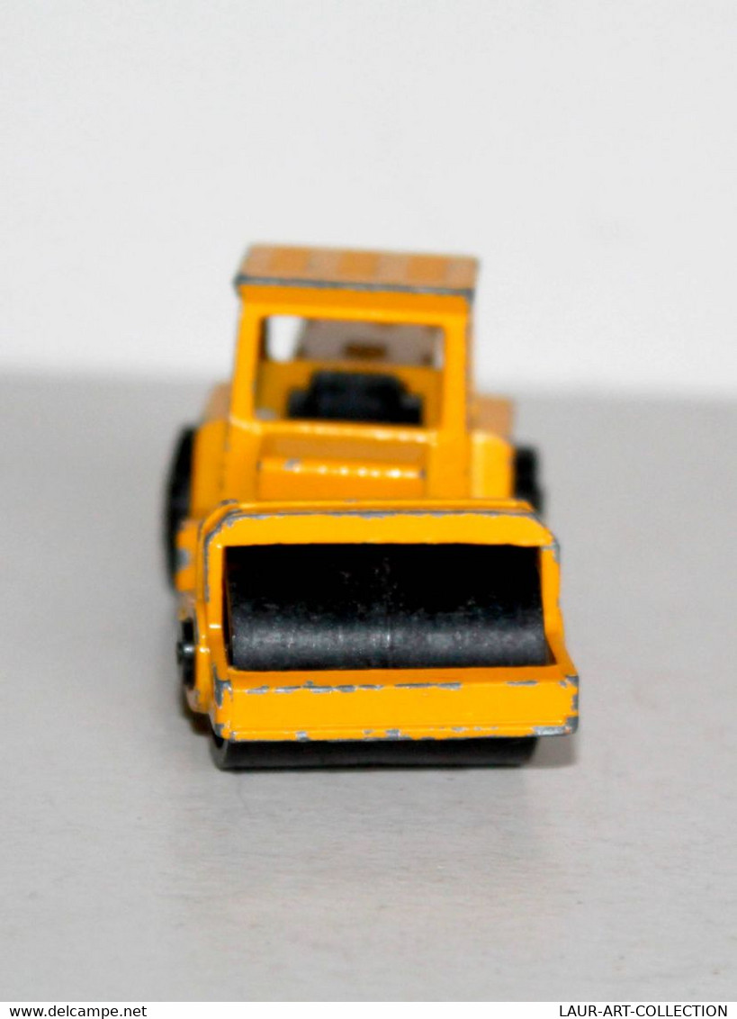 MAJORETTE - N°226 ROULEAU COMPRESSEUR CAMION CHANTIER ECH 1/100 - ANCIENNE MINIATURE / MODELE REDUIT        (030122.27) - Majorette