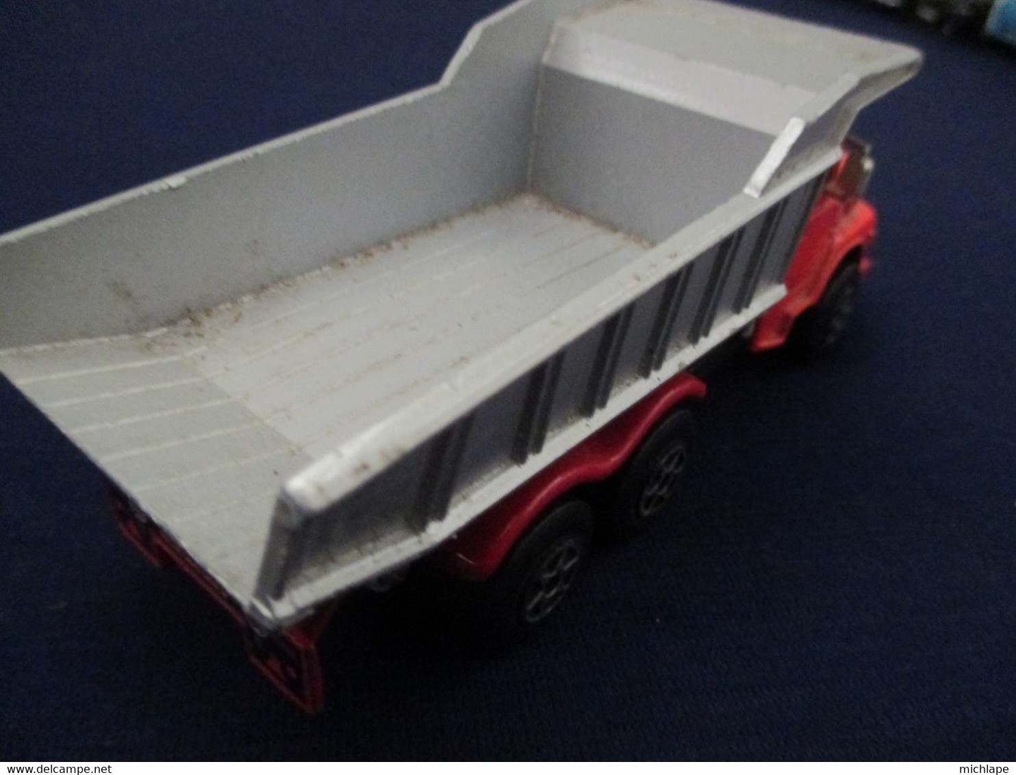 Miniature  1/60 Em -  Camion Bene - MAJORETTE - - Schaal 1:160