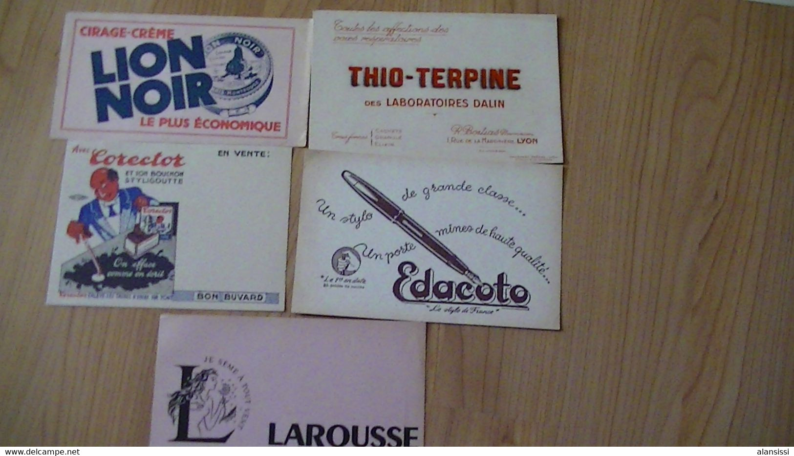 BUVARDS ANCIENS, Lot De 5 Buvards Larousse, Corector, Lion Noir, Thio-Terpine Stylo Edacoto Marron - Collections, Lots & Series