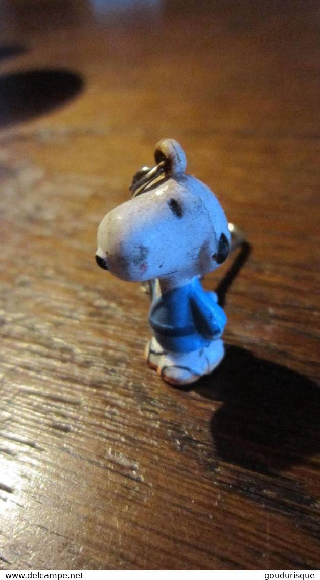 FIGURINE Ancien Porte Clefs  SNOOPY - Peanuts