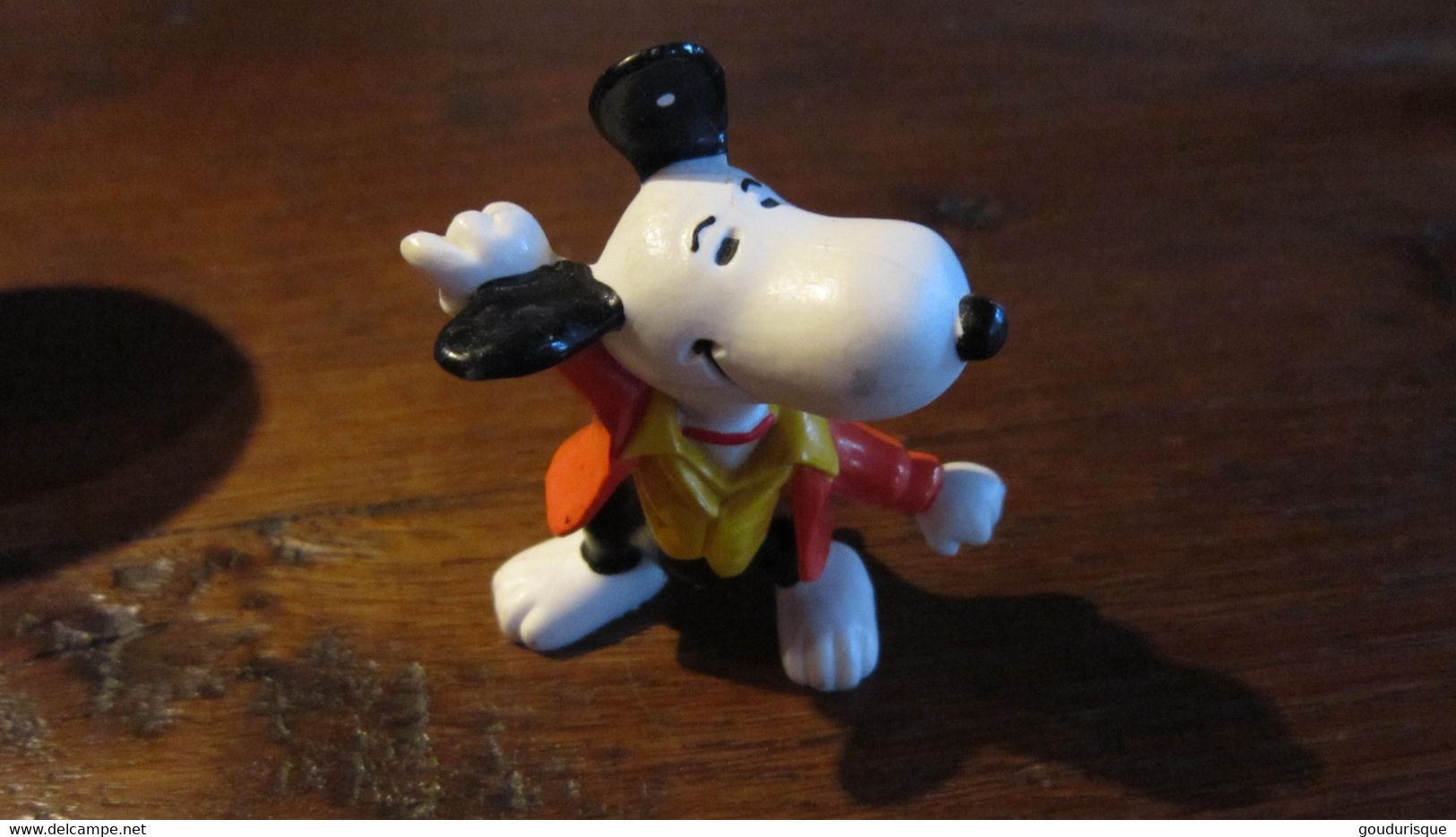 FIGURINE Ancien   SNOOPY Veste Rouge - Peanuts