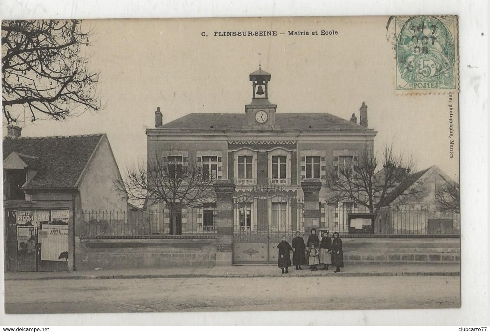 Flins-sur-Seine (78) :  La Mairie Et L'école En 1906 (animé) PF. - Flins Sur Seine
