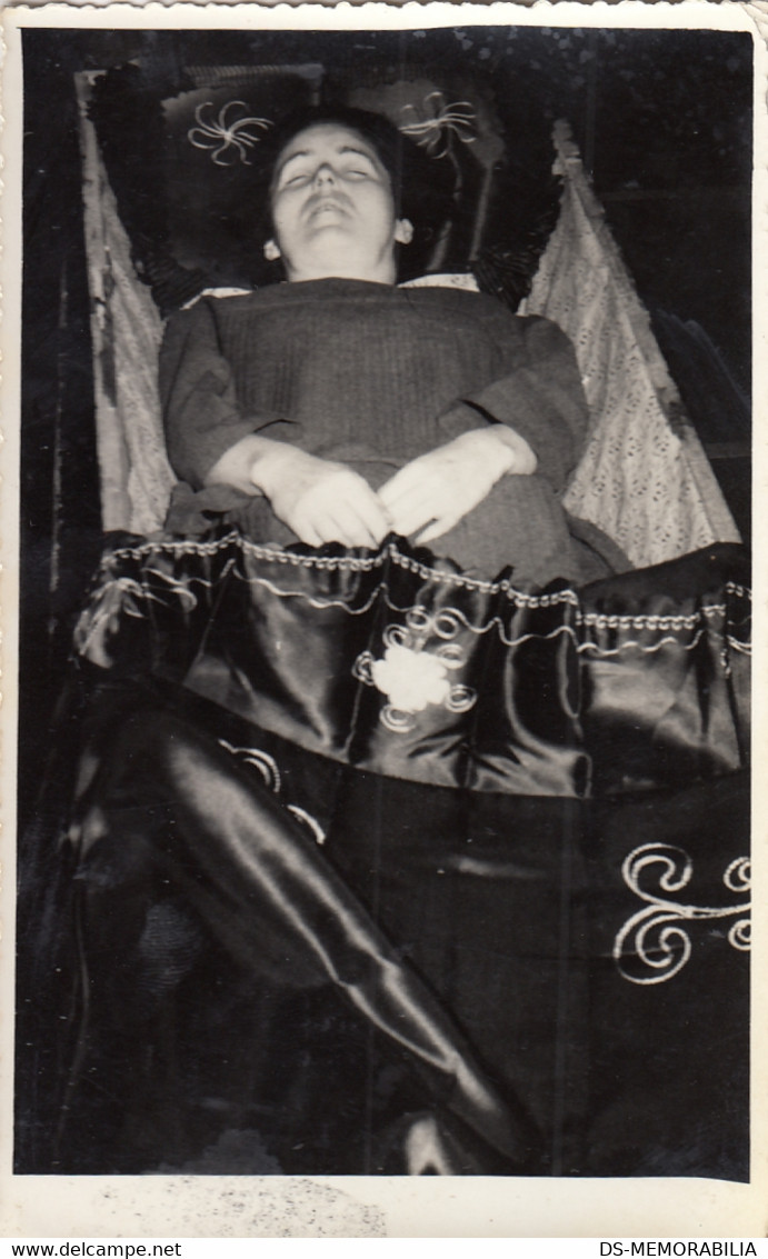 Post Mortem Dead Woman Corpse Funeral Old Original Photo Bizarre Mourning - Funérailles