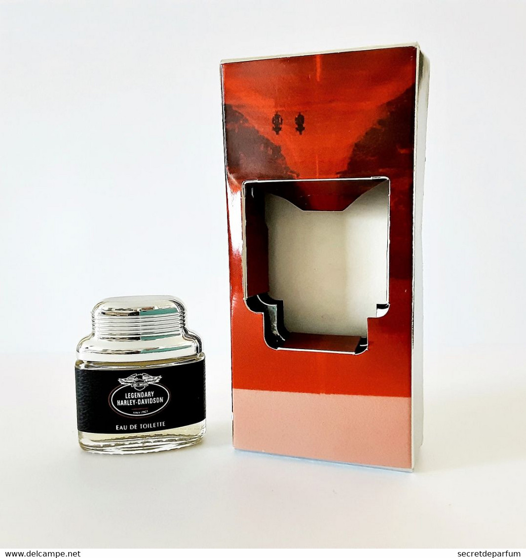Miniatures De Parfum  LEGENDARY HARLEY DAVIDSON    EDT 5   Ml  + BOITE - Miniatures Hommes (avec Boite)