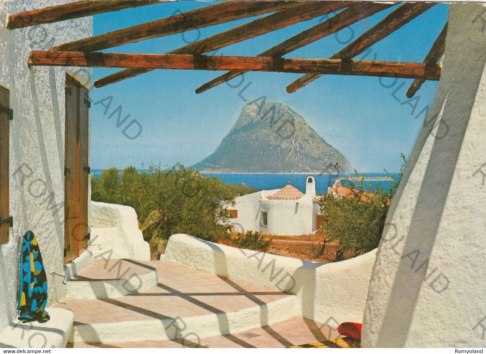 CARTOLINA  COSTA DORATA,OLBIA,SARDEGNA,SULLO SFONDO L"ISOLA DI TAVOLARA,BELLA ITALIA,MARE,SOLE,SPIAGGIA,VIAGGIATA 1974 - Olbia