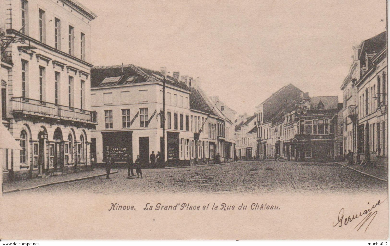 NINOVE - LA GRAND PLACE ET LA RUE DU CHATEAU - Ninove