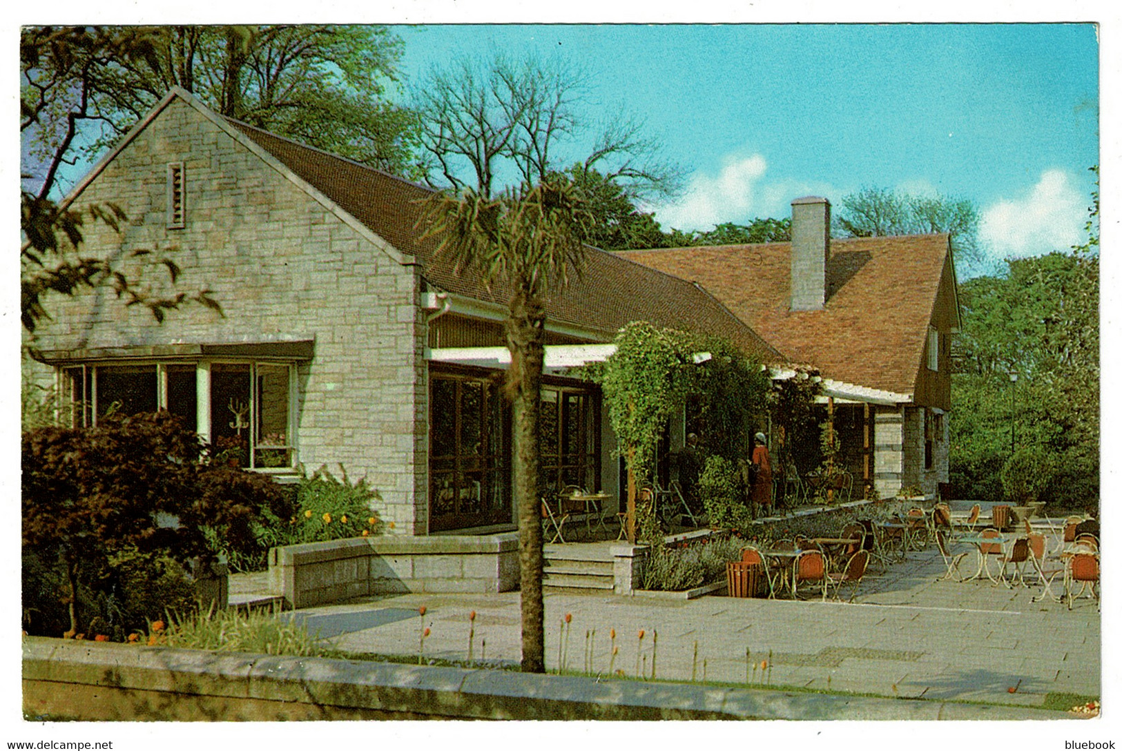 Ref  1516  -  Postcard - Hazlehead Cafe Aberdeen - Scotland - Aberdeenshire