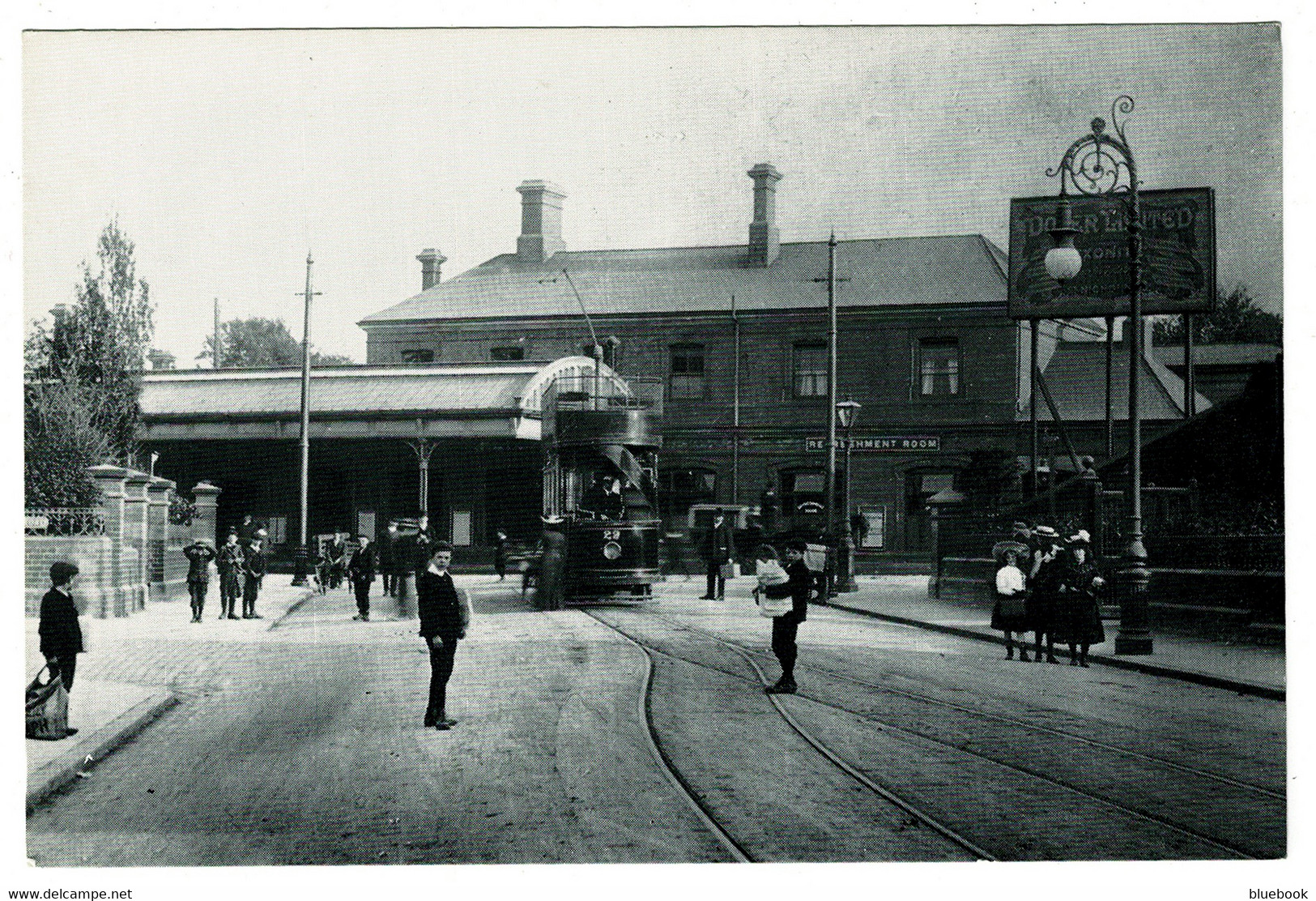 Ref 1518 -  Reproduction Postcard - Coventry Railway Station From Eaton Road - Warwickshire - Coventry