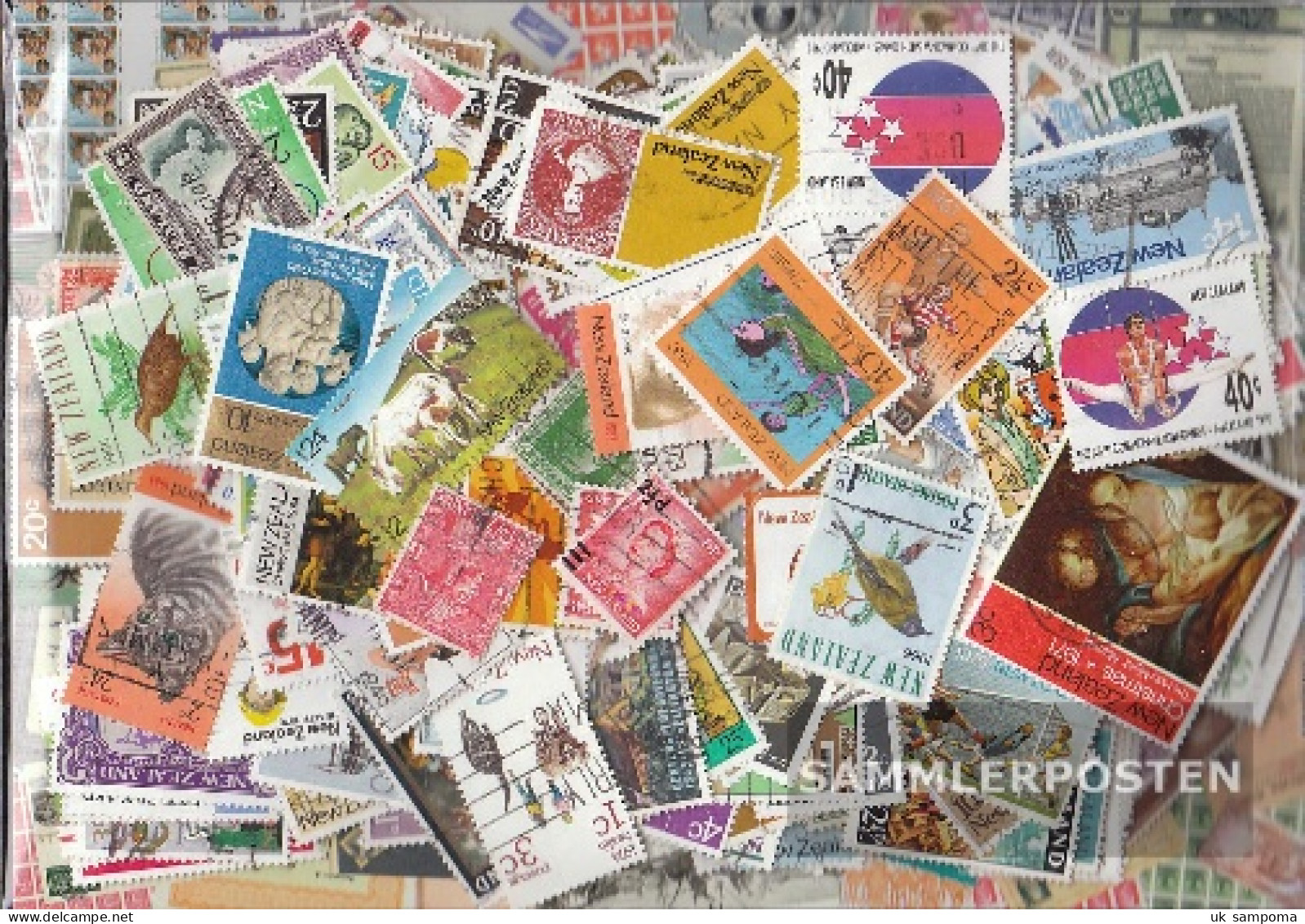 New Zealand 400 Different Stamps - Collezioni & Lotti