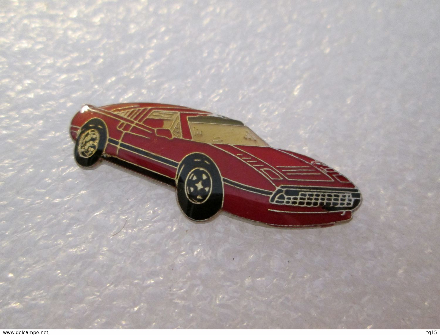 PIN'S    FERRARI   308 - Ferrari