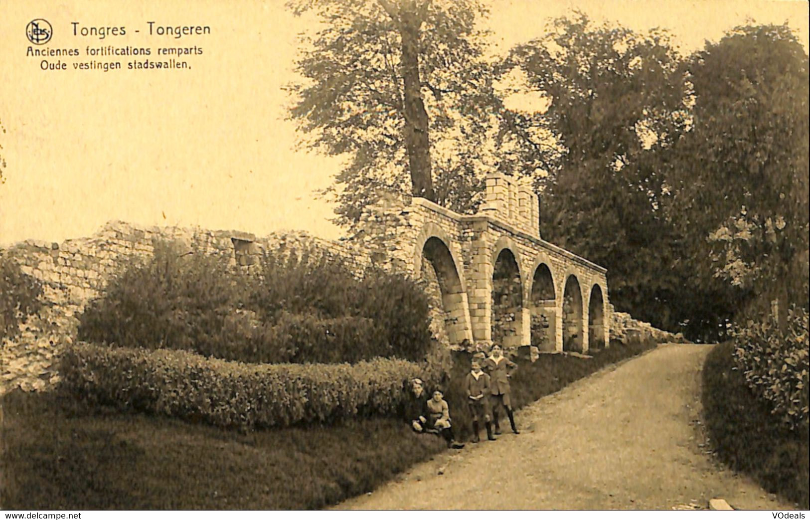 037 694 - CPA -  Belgique - Tongeren - Tongres - Anciennes Fortifications Remparts - Tongeren