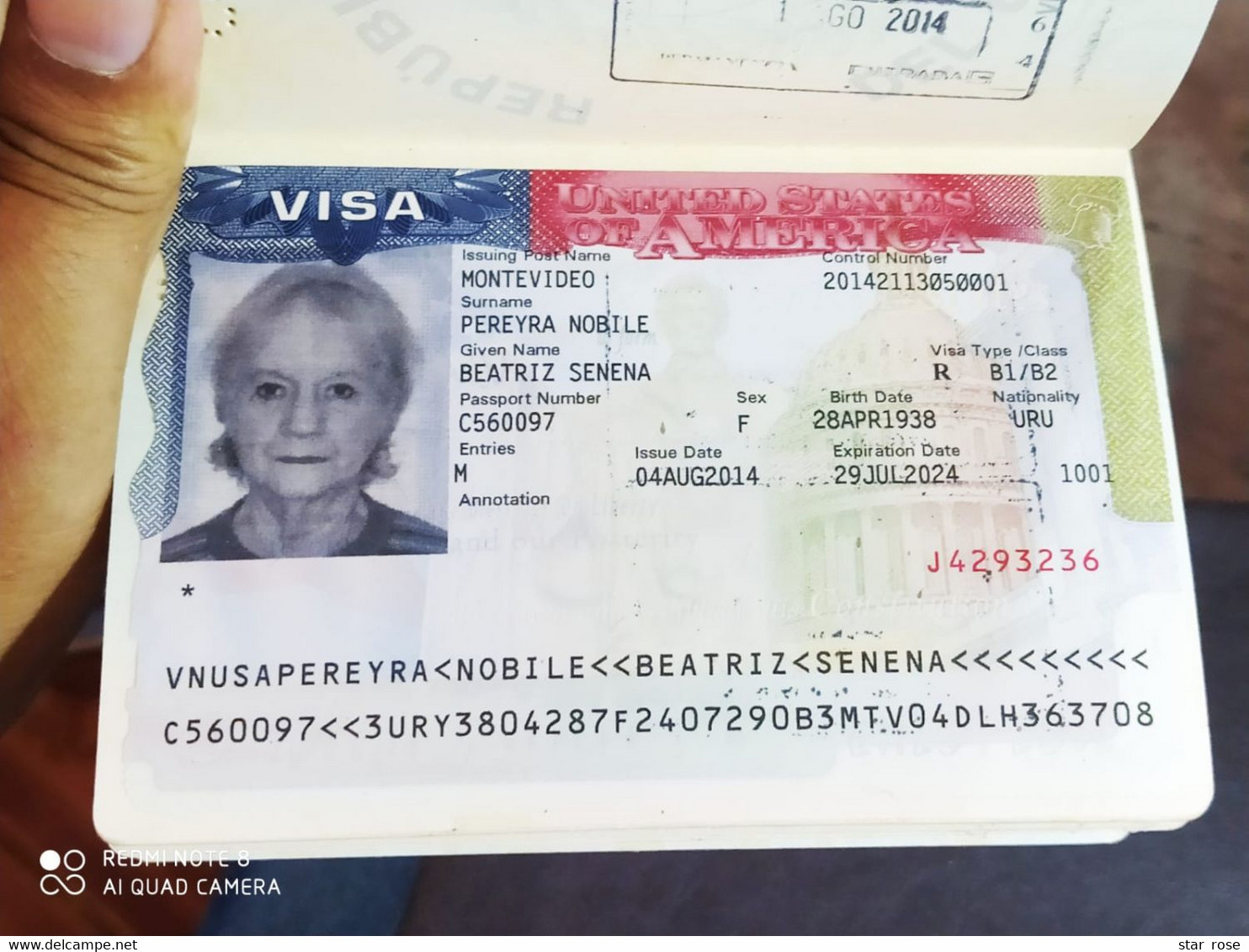 Passport / Passeport - Pasaporte - Reisepass - Uruguay - Complete, Photo Of Woman, Visa United States - Historical Documents