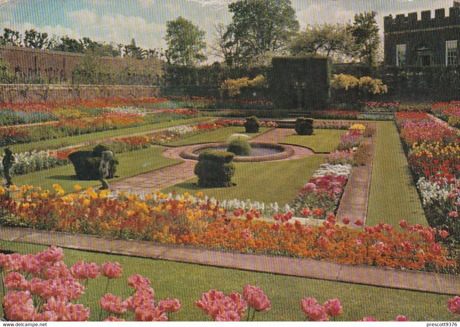 Hampton Court Palace, The Pond Garden,  - Middlesex - Used Postcard - Stamped 1966 - Lincoln