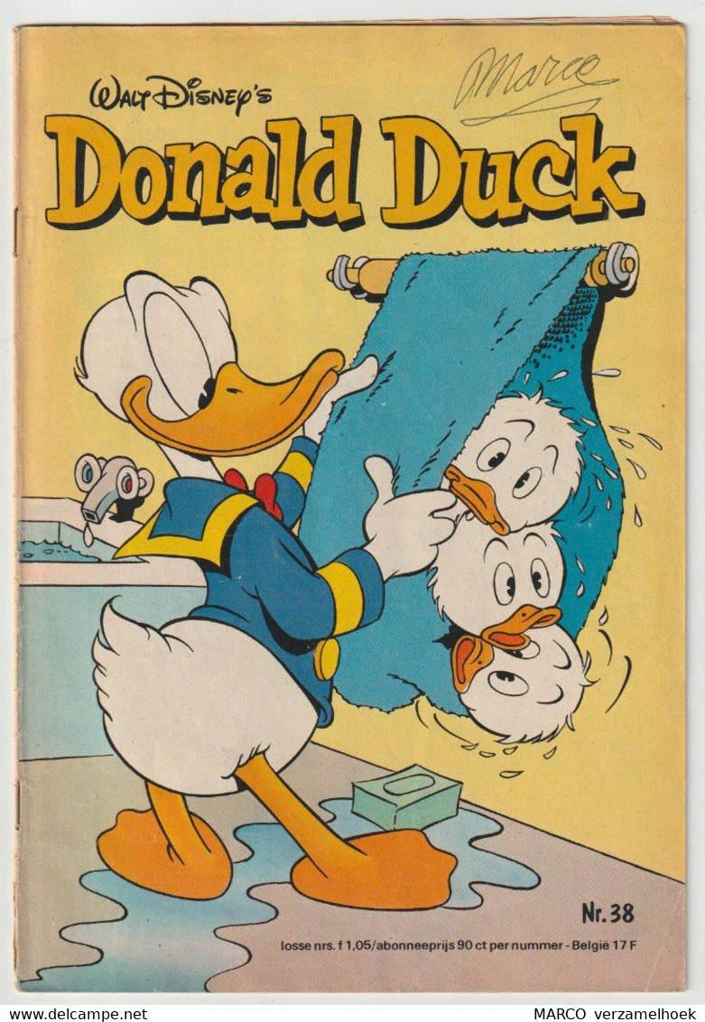 38. Strip Walt Disney's Donald Duck (NL) 1977 - Donald Duck