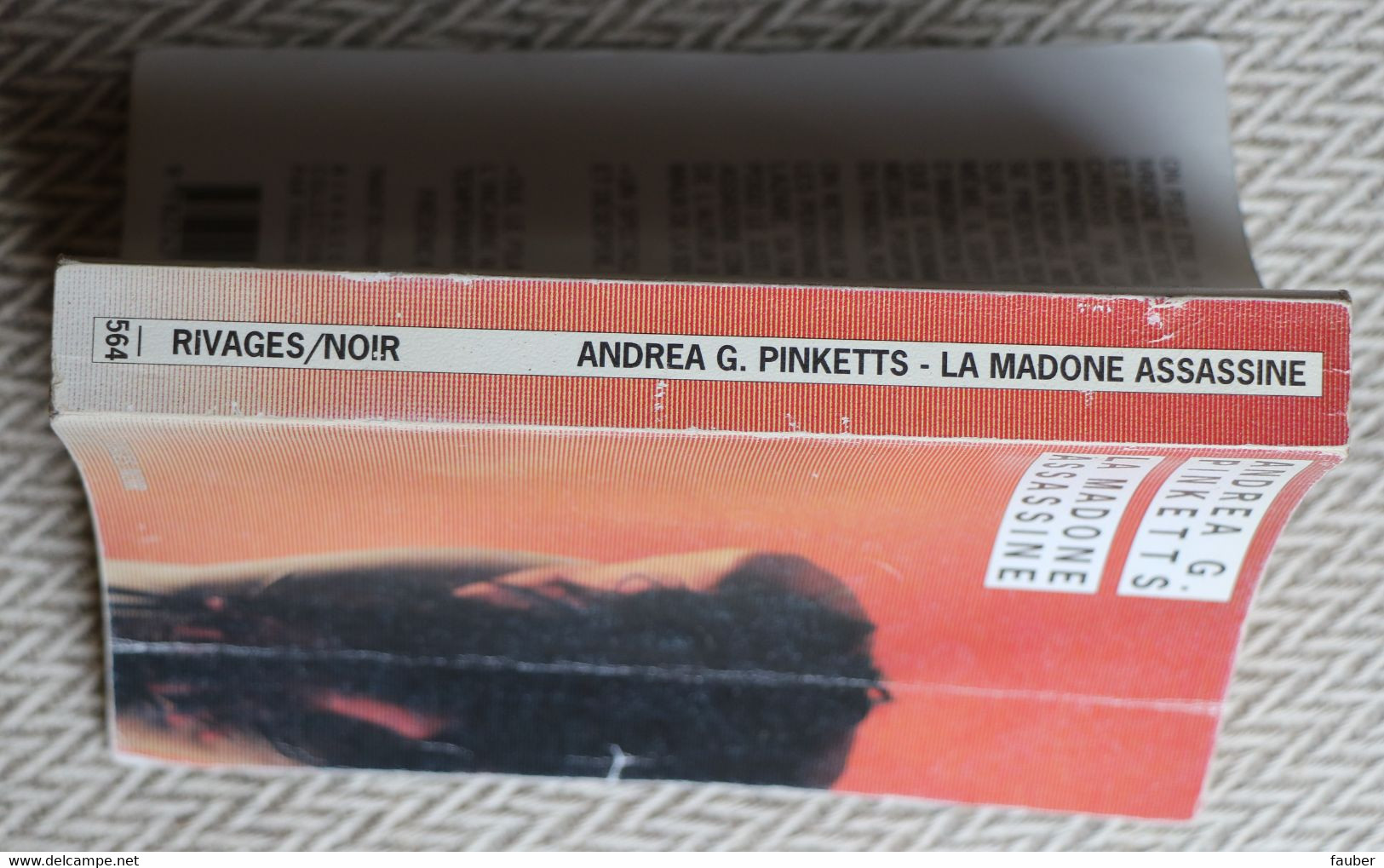"la Madone Assassine  "  De Andréa G Pinketts   N°  564 - Rivage Noir
