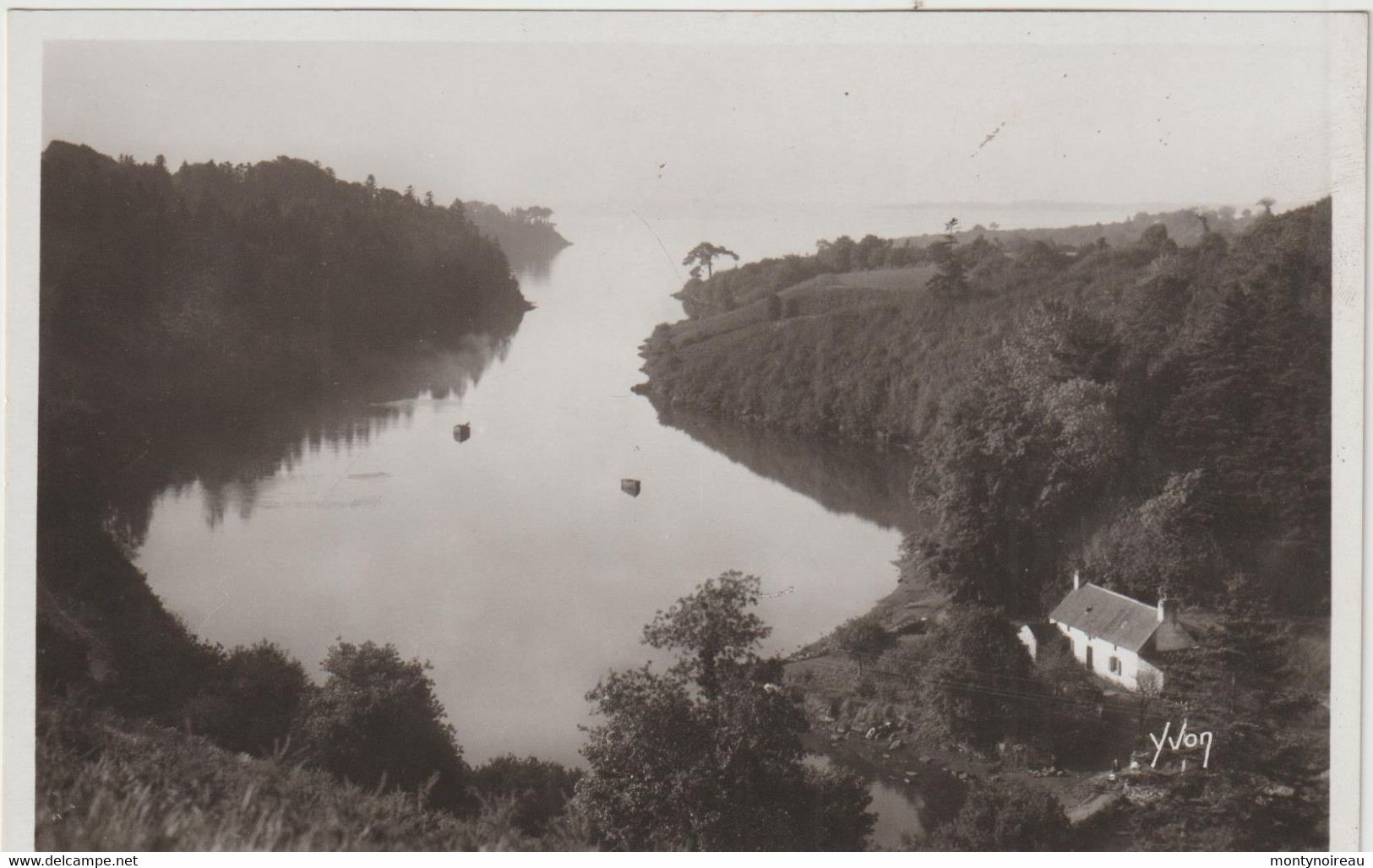 Finistère : LA  FORET  FOUESNANT  : Env. De La  Plage De  Kervelen , Anse De  St Laurent à Marée  Haute, Yvon - La Forêt-Fouesnant