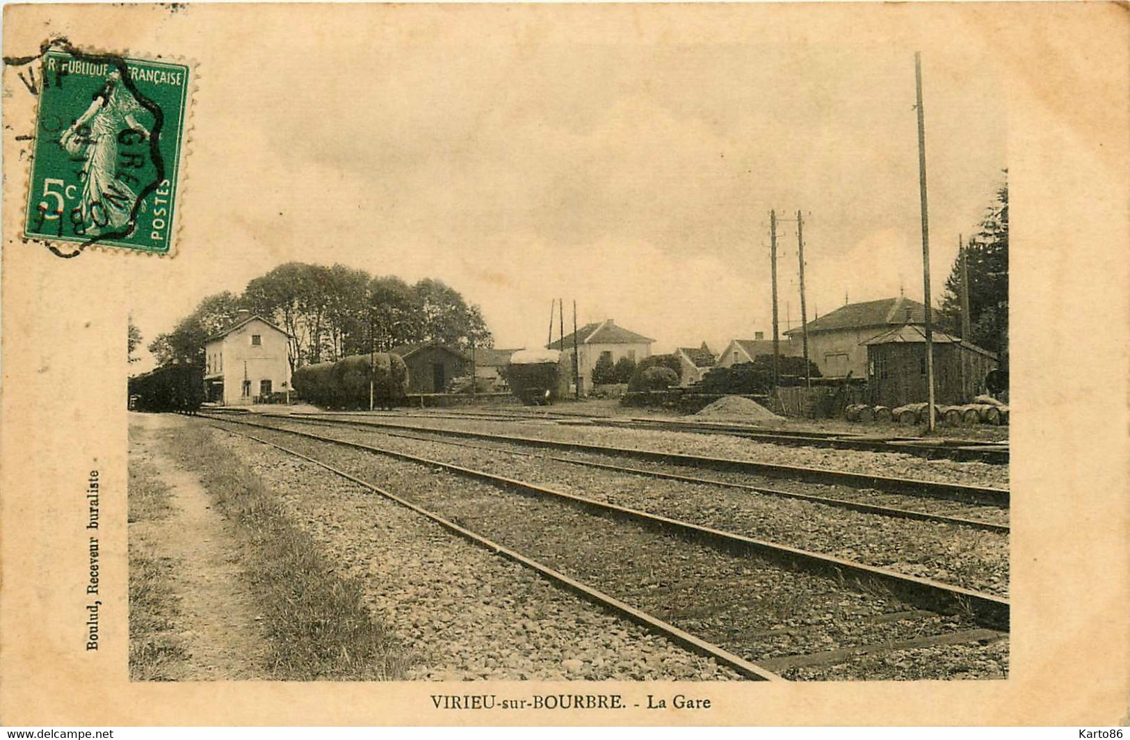 Virieu Sur Bourbre * Vue Sur La Gare * Ligne Chemin De Fer De L'isère - Virieu