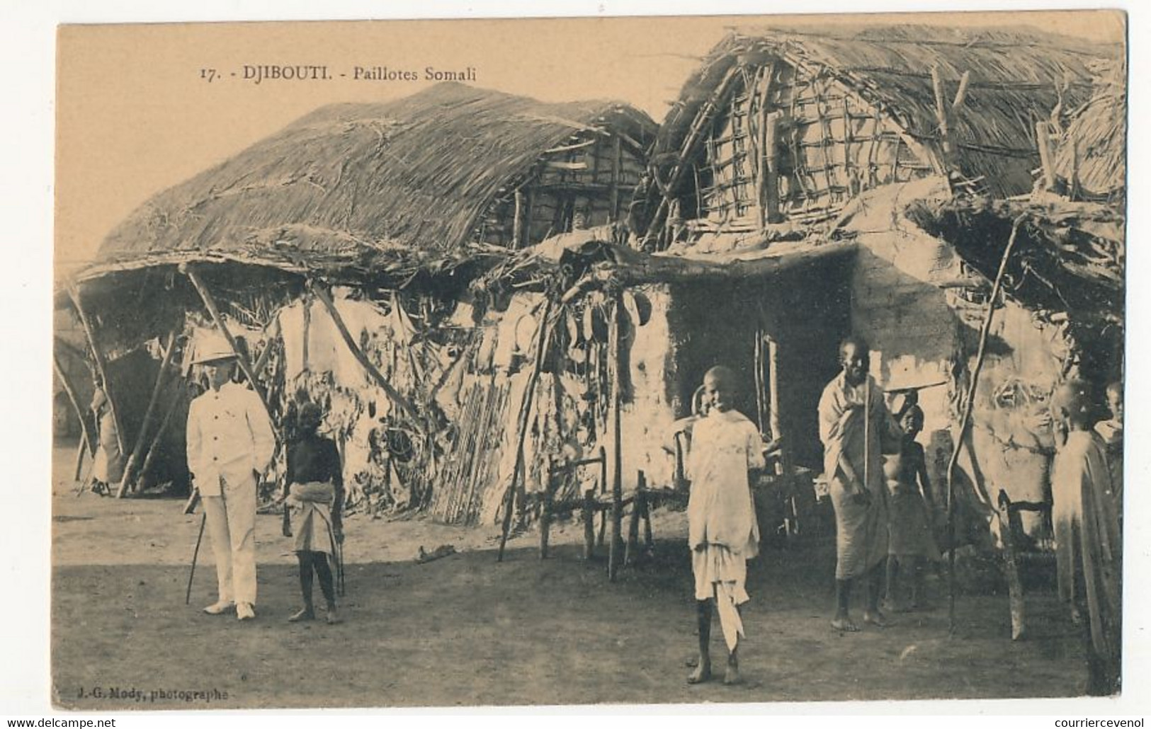 CPA - DJIBOUTI - Paillottes Somali - Gibuti