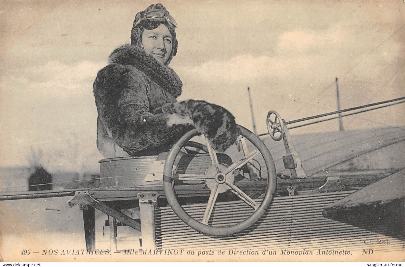 CPA AVIATION NOS AVIATRICES Mlle MARVINGT AU POSTE DE DIRECTION D'UN MONOPLAN ANTOINETTE - ....-1914: Précurseurs