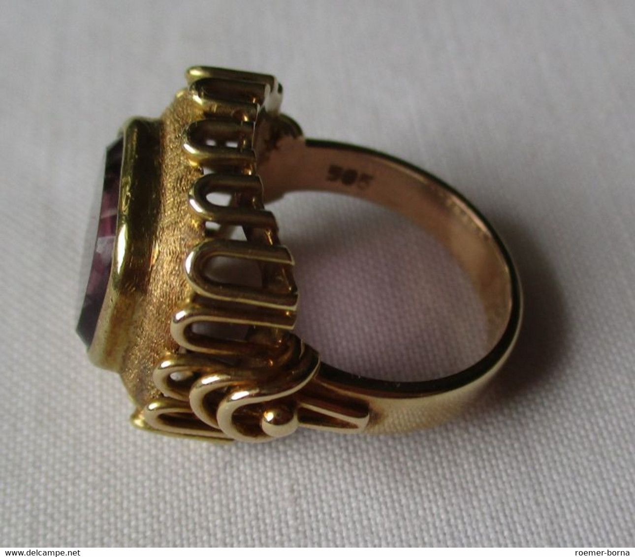 Dekorativer Großer 585er Gold Damenring Mit Schönem Amethyst (128167) - Ringe