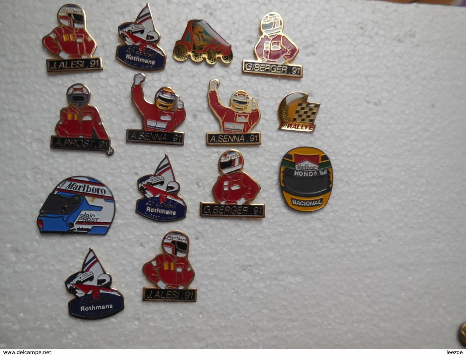 Pin's F1, Formule1,prost Alesi, Casques Pilotes, Lot De Pin's..BT23 - Automobile - F1