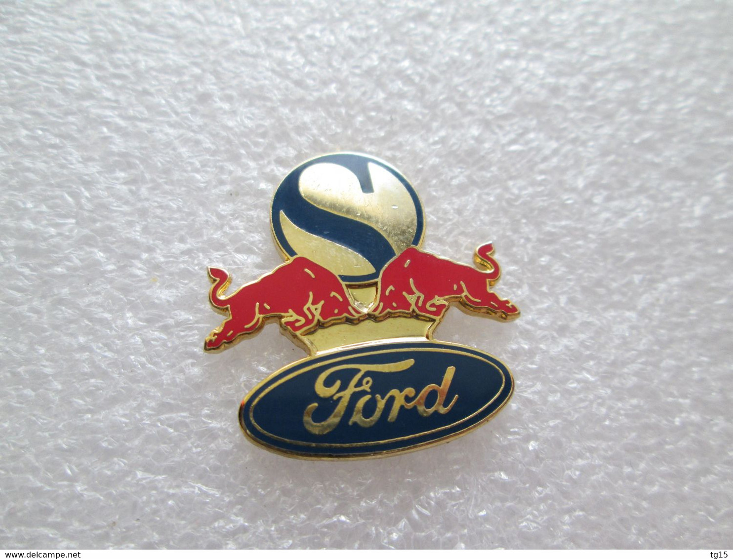 RARE TOP PIN'S FORMULE 1 SAUBER FORD RED BULL Email Grand Feu - Ford