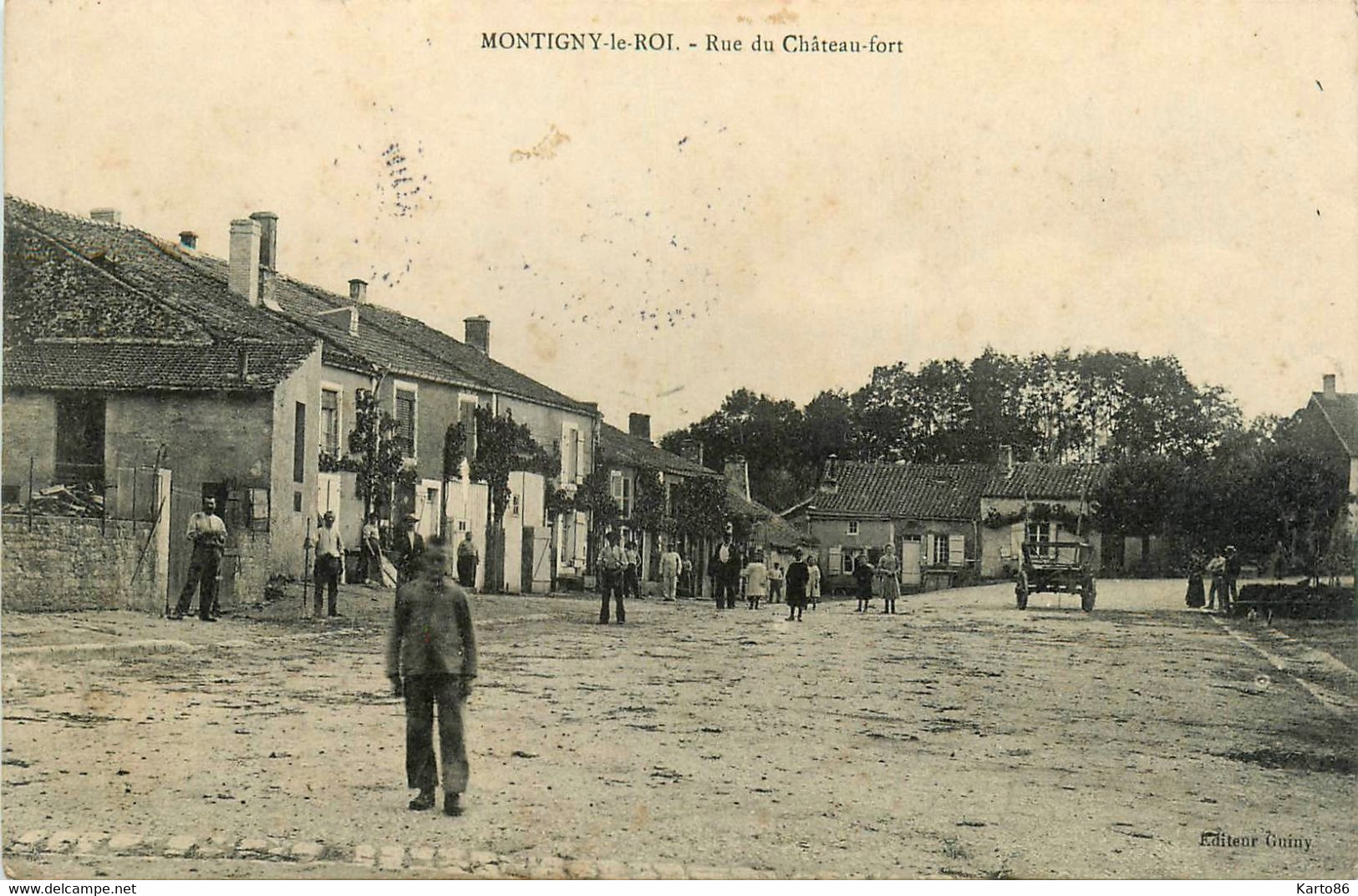 Montigny Le Roi * La Rue Du Château Fort * Villageois - Montigny Le Roi