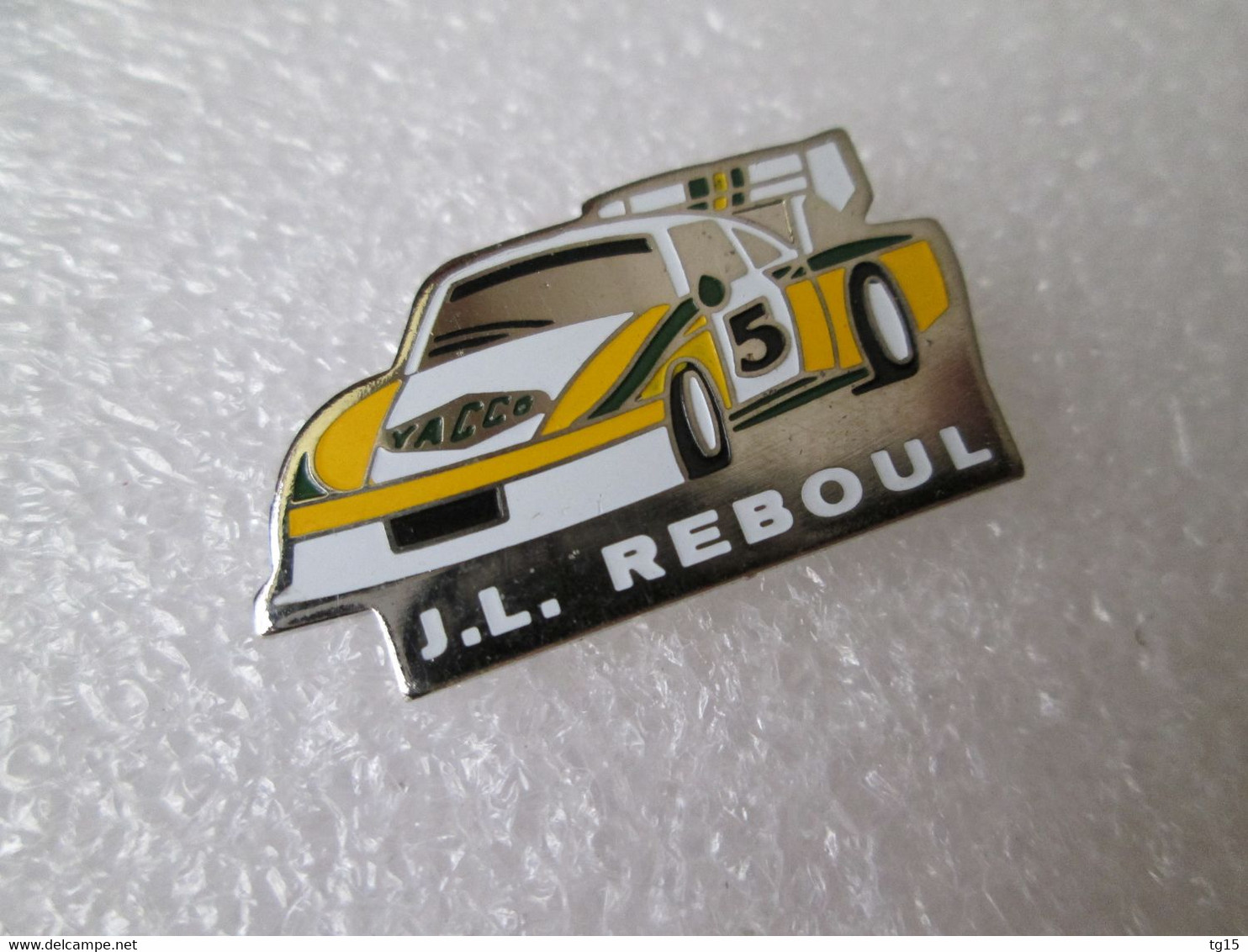 PIN'S    PORSCHE  935  YACCO   JEAN LOUIS REBOUL - Porsche