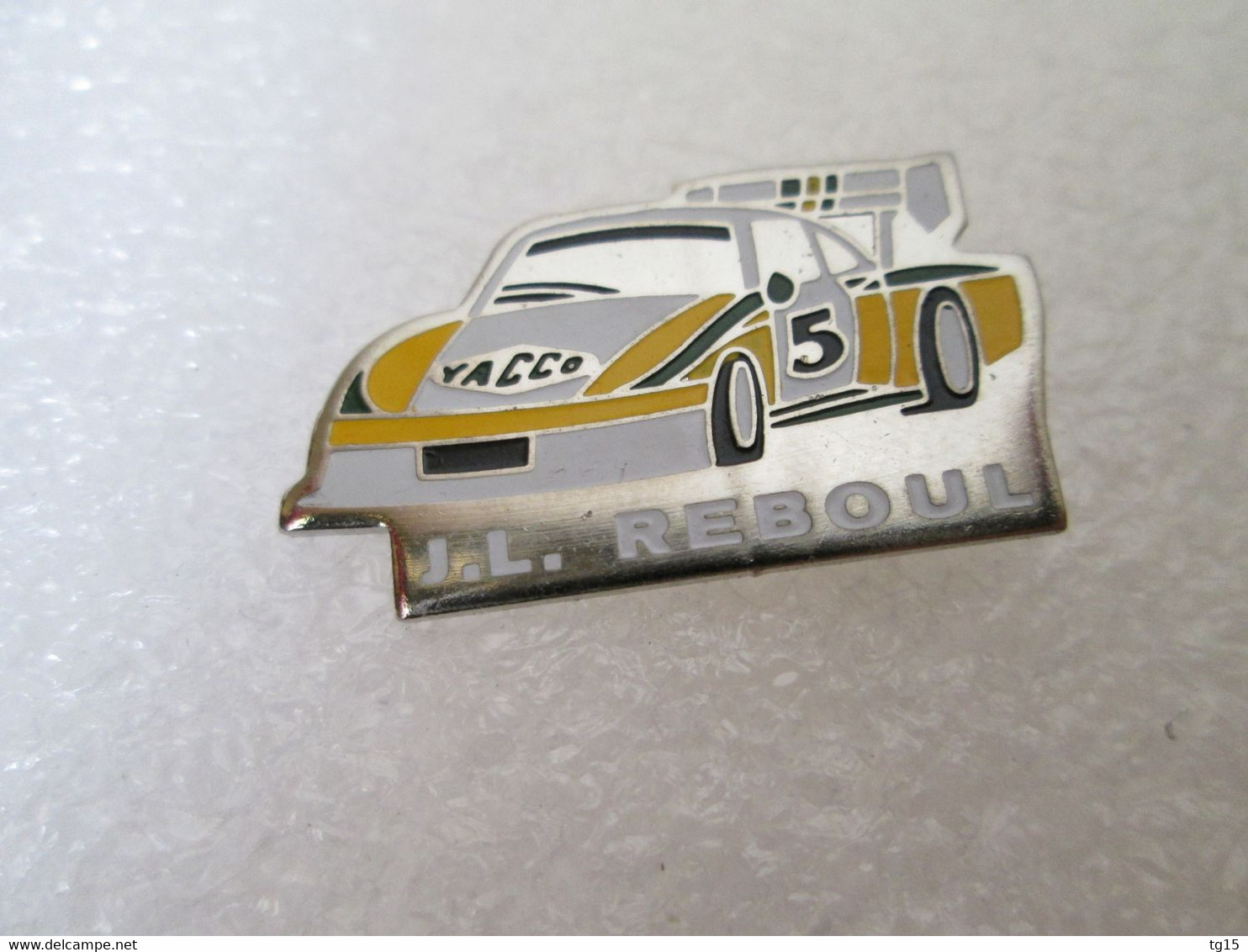 PIN'S    PORSCHE  935  YACCO   JEAN LOUIS REBOUL - Porsche