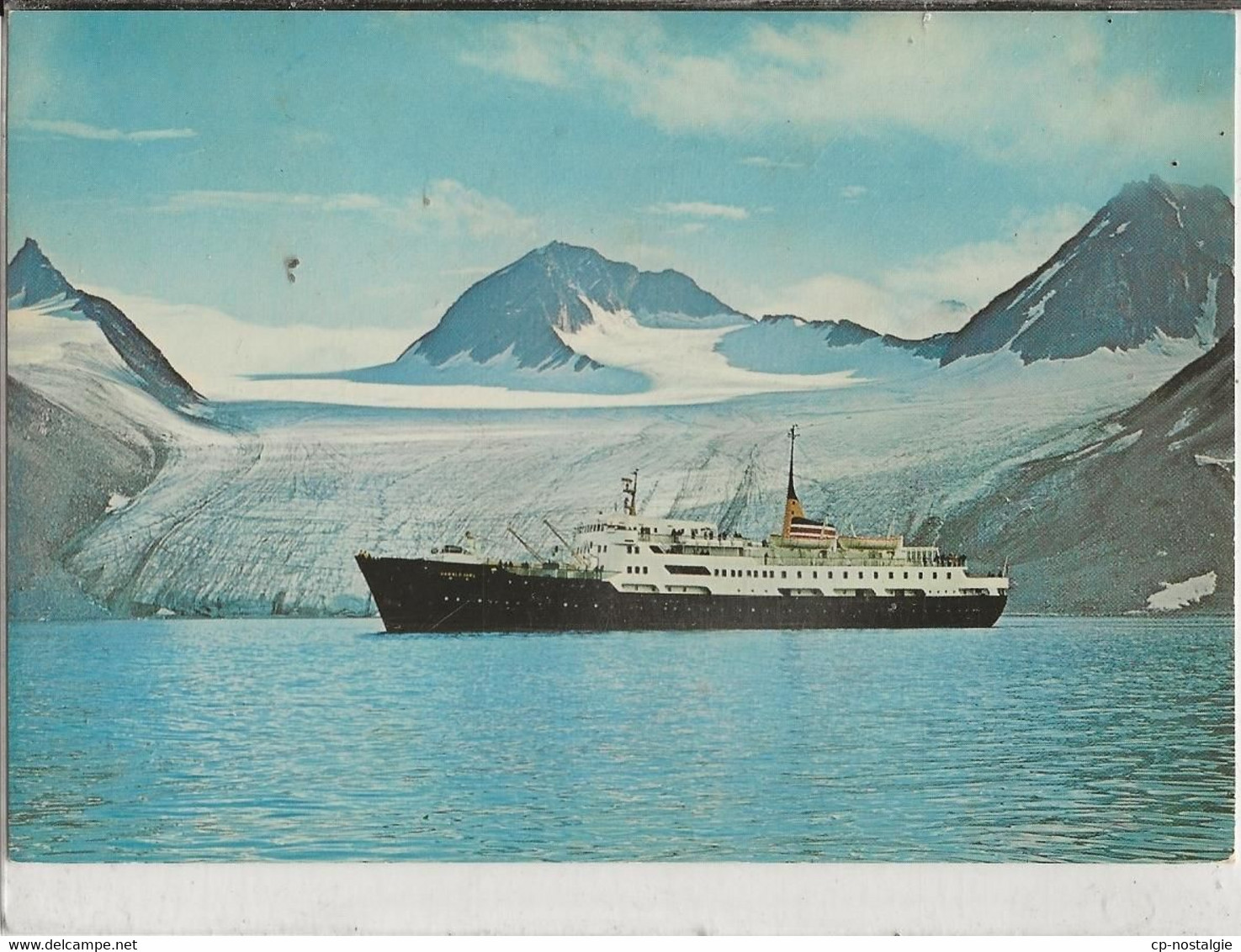 SVALBARD - EXPRESS COASTAL LINER IN THE MAGDALENA FJORD - Norway