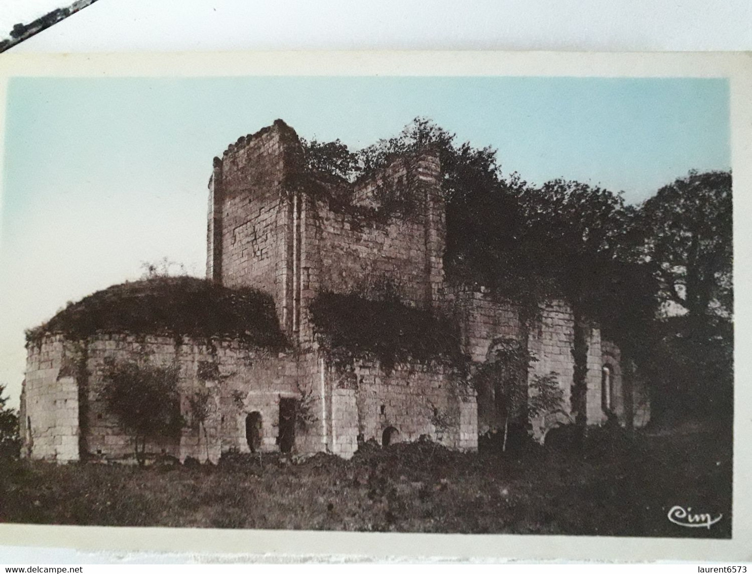 Carte Postale De Scorbé-Clairvaux, Ruines De La Chapelle Du Château De Clairvaux - Scorbe Clairvaux