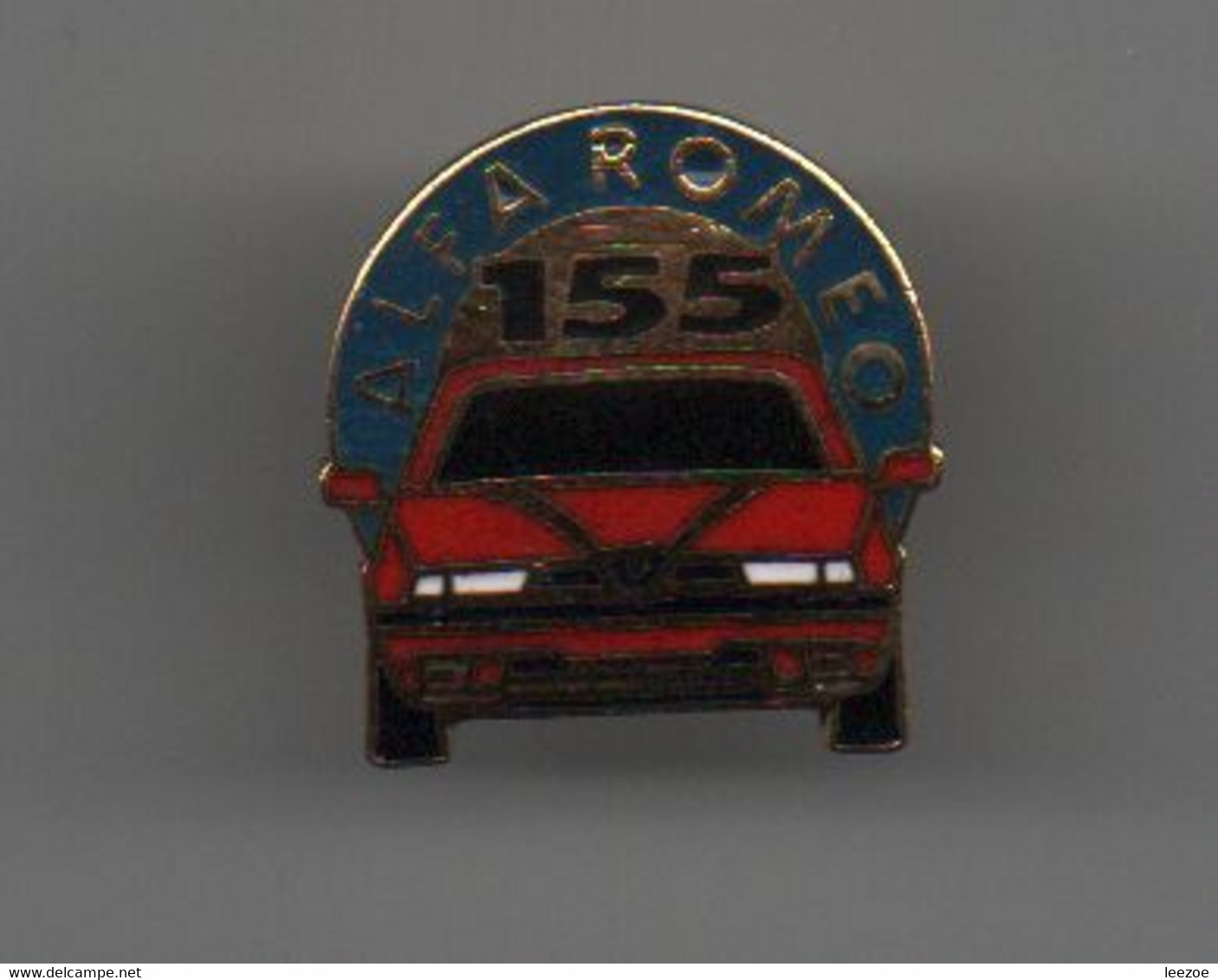 Pin's ALPHA ROMEO 155,dos Doré Par FORMULA,  Type Boutonnière (petit Pin's)...BT23 - Alfa Romeo