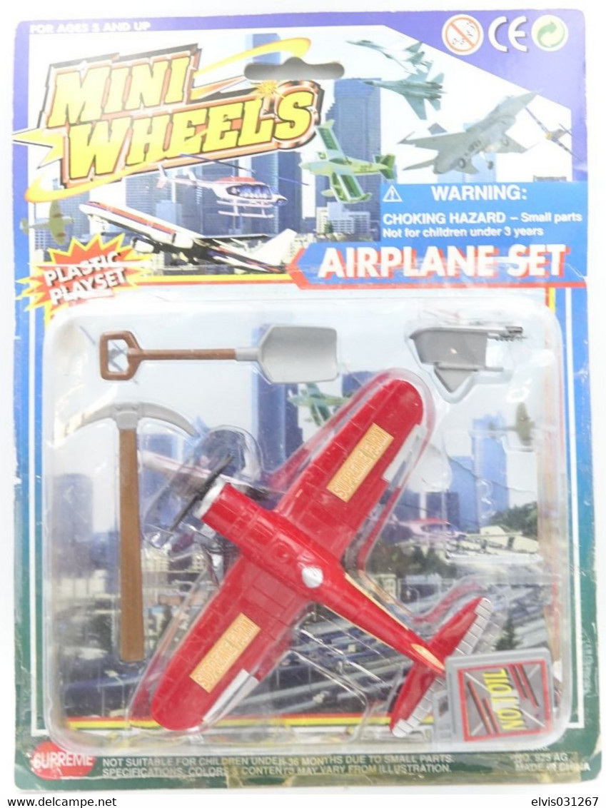 Supreme Plastic, Mini Wheels Farm Plane Playset MOC Mint On Card, Like Matchbox Corgi - Matchbox