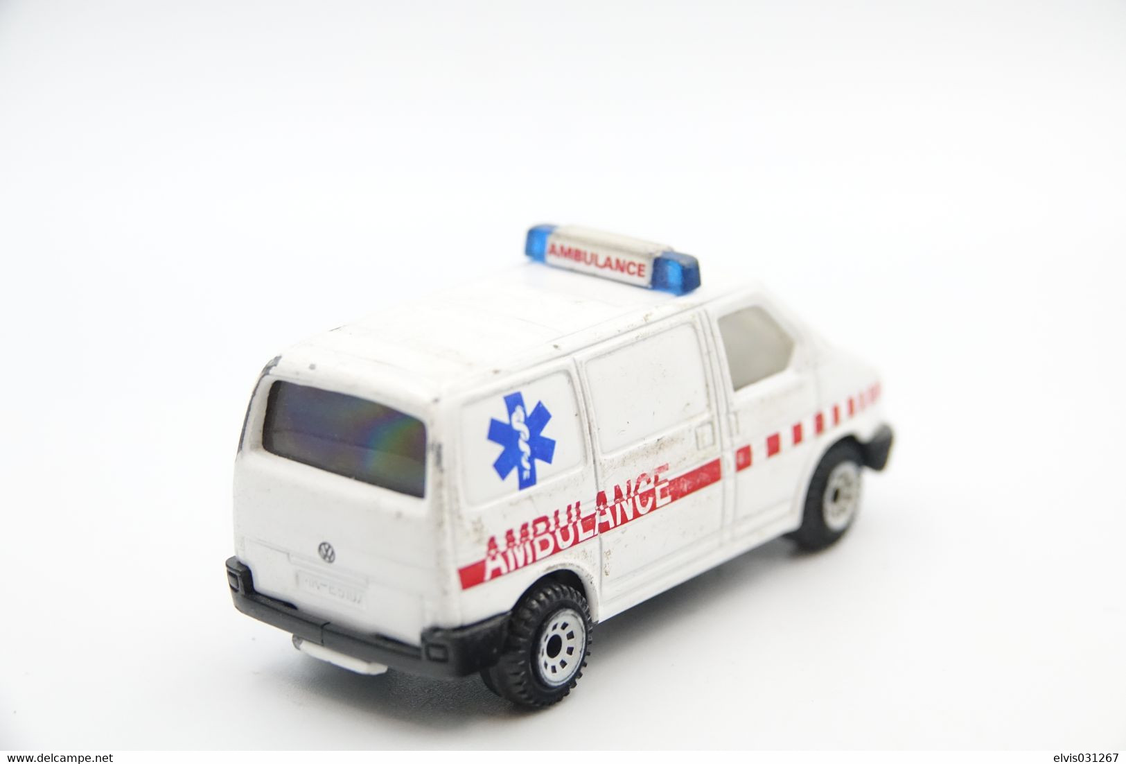 SIKU, Ambulance , 3322  (like Matchbox / Lesney ) - Matchbox