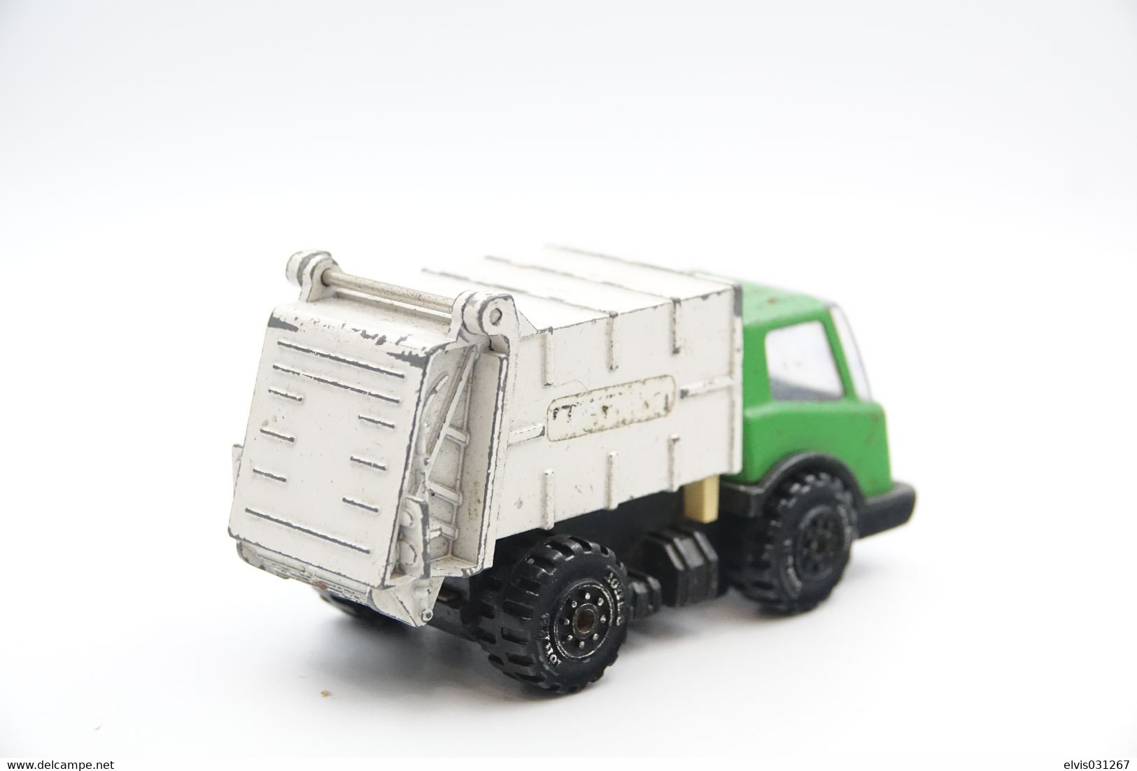 Tonka Toy ,GARBAGE TRUCK GREEN & WHITE, Made In Japan, 1970's *** - Dinky