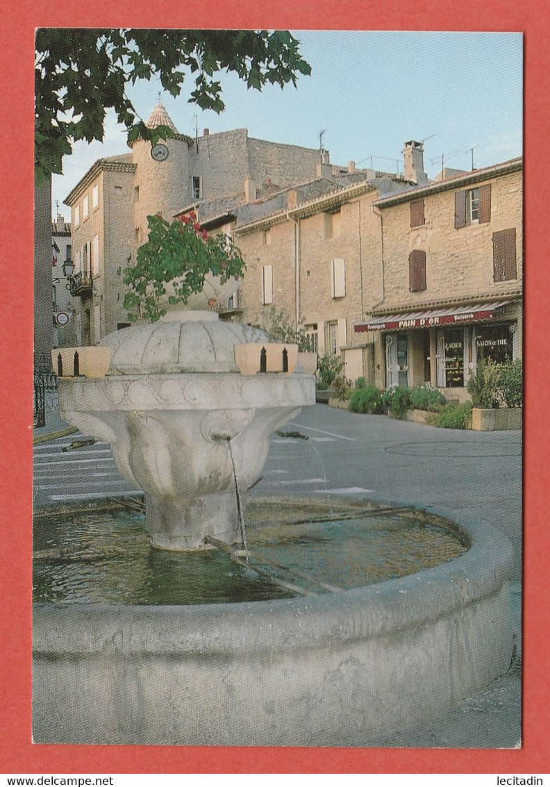 CP 84 CHATEAUNEUF DU PAPE 1 - Chateauneuf Du Pape