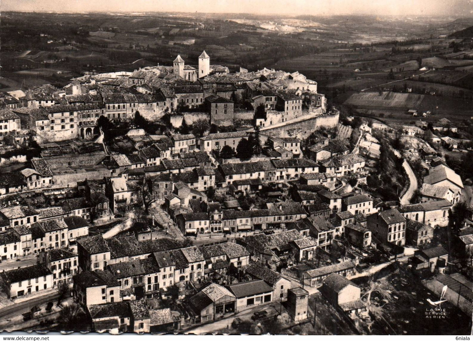 8919  LAUZERTE Vue Générale     (scan Recto-verso) 82 Tarn Et Garonne - Lauzerte