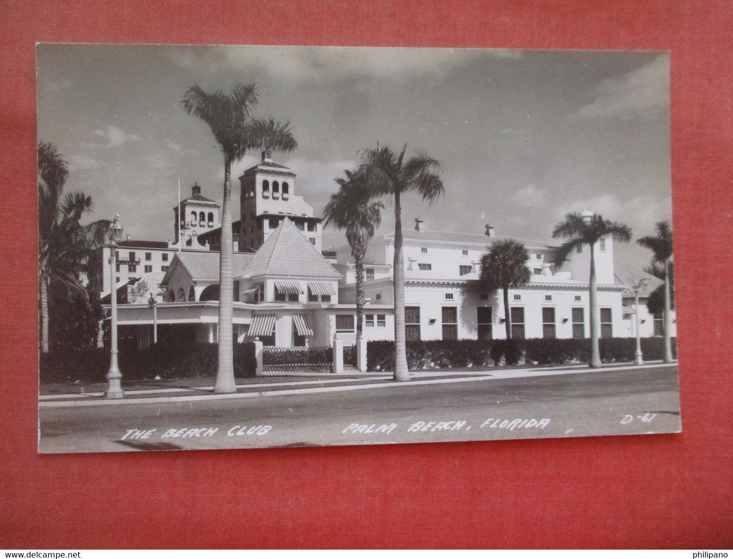 RPPC    The Beach Club.  Palm Beach     Florida    Ref 5459 - Palm Beach