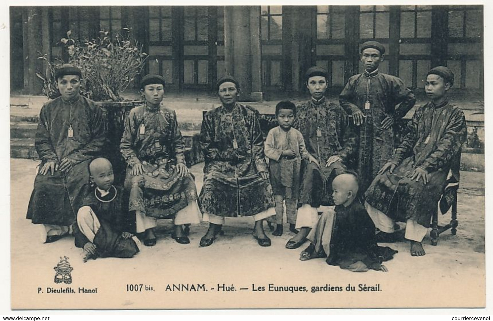 CPA - ANNAM - Hué - Les Eunuques, Gardiens Du Sérail - Vietnam