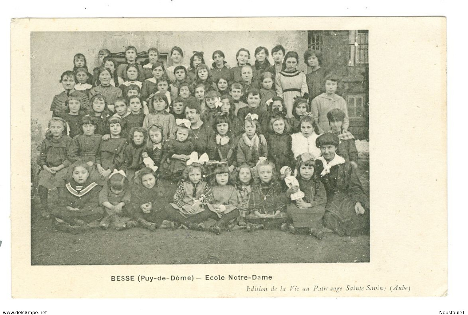 Puy De Dôme Besse En Chandesse école Notre-Dame - Besse Et Saint Anastaise