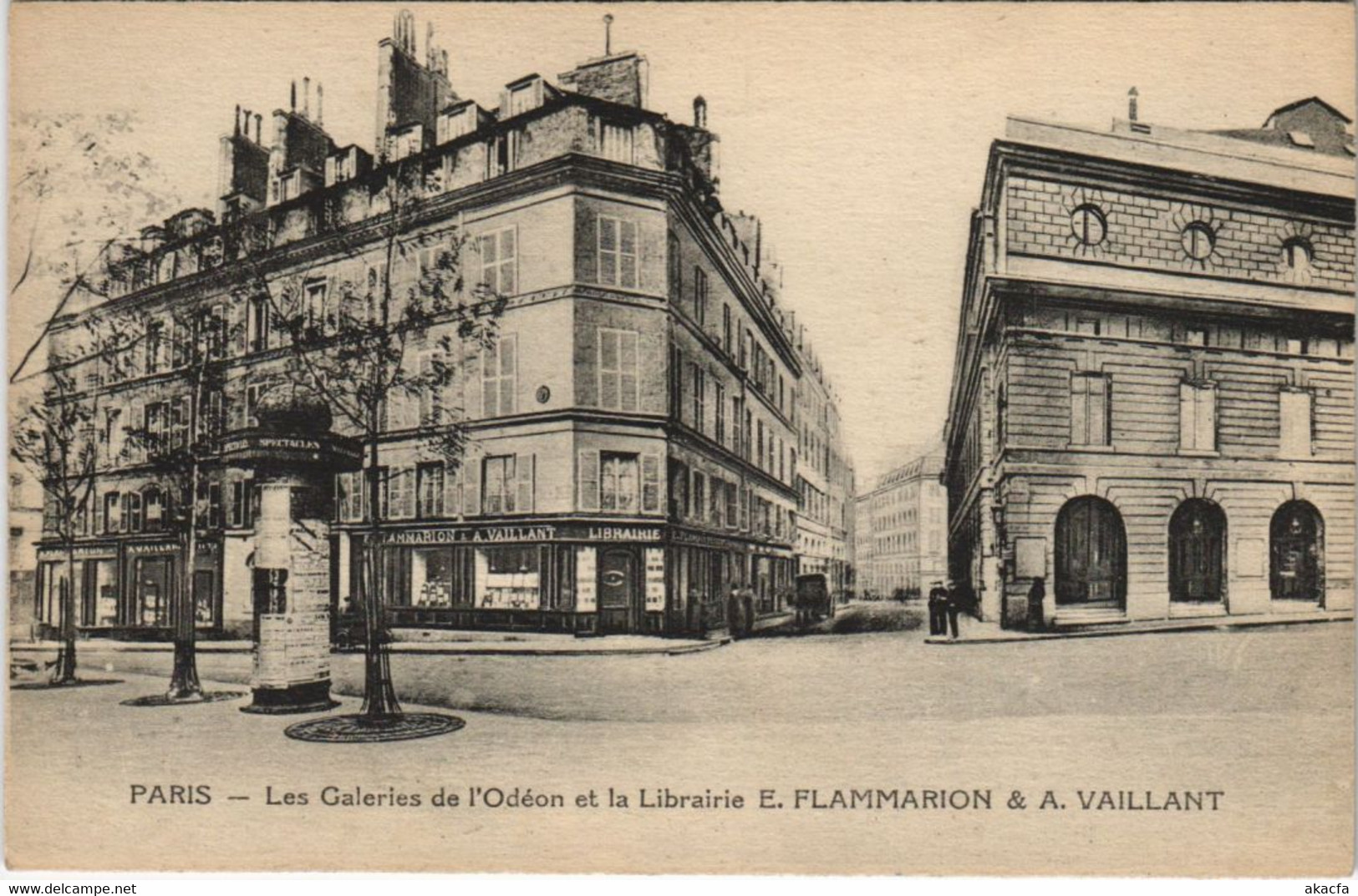 CPA PARIS 6e Galeries De L'Odéon Et Librairie (35524) - Arrondissement: 06