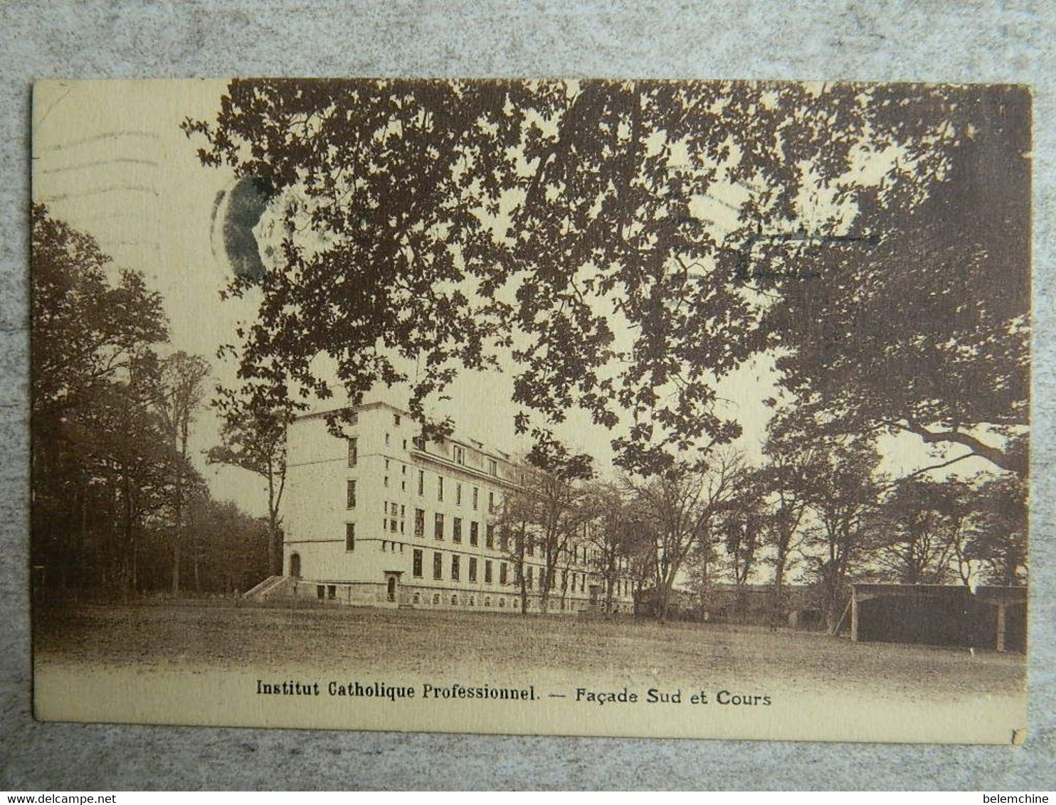 ST SEBASTIEN LES NANTES                    INSTITUT CATHOLIQUE PROFESSIONNEL     FACADE SUD ET COURS - Saint-Sébastien-sur-Loire