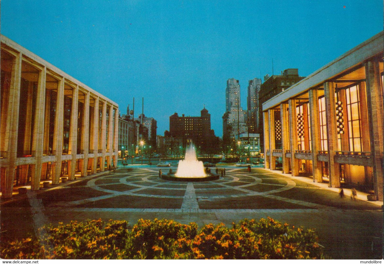 NEW YORK, Lincoln Plaza - Plaatsen & Squares