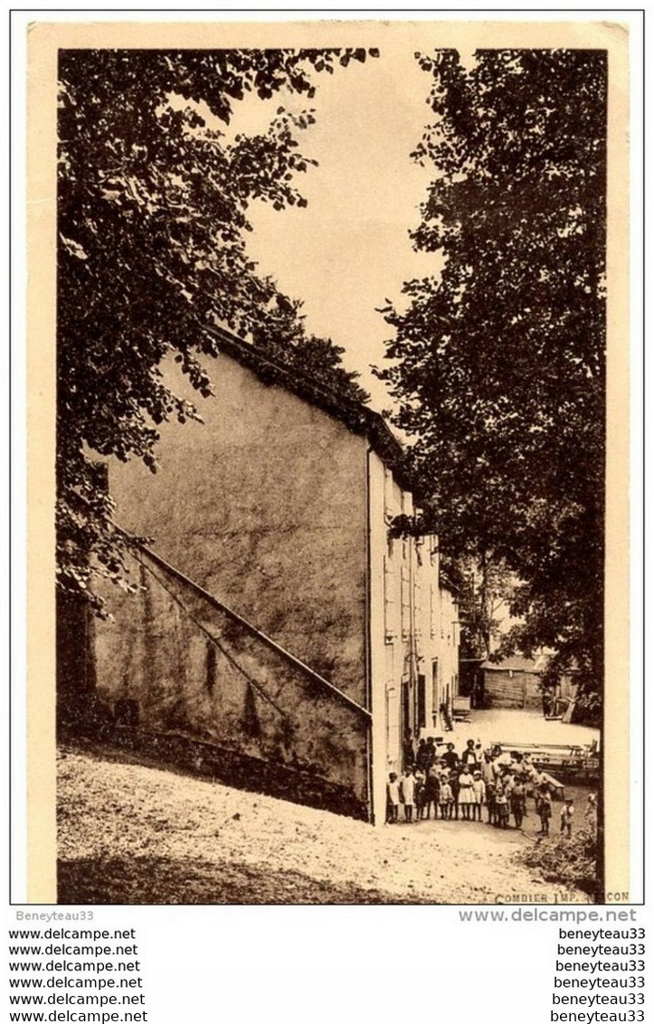 CPA (Réf : M860) ANGLÈS (81 TARN) Maison De La Colonie De Vacances (animée) - Angles