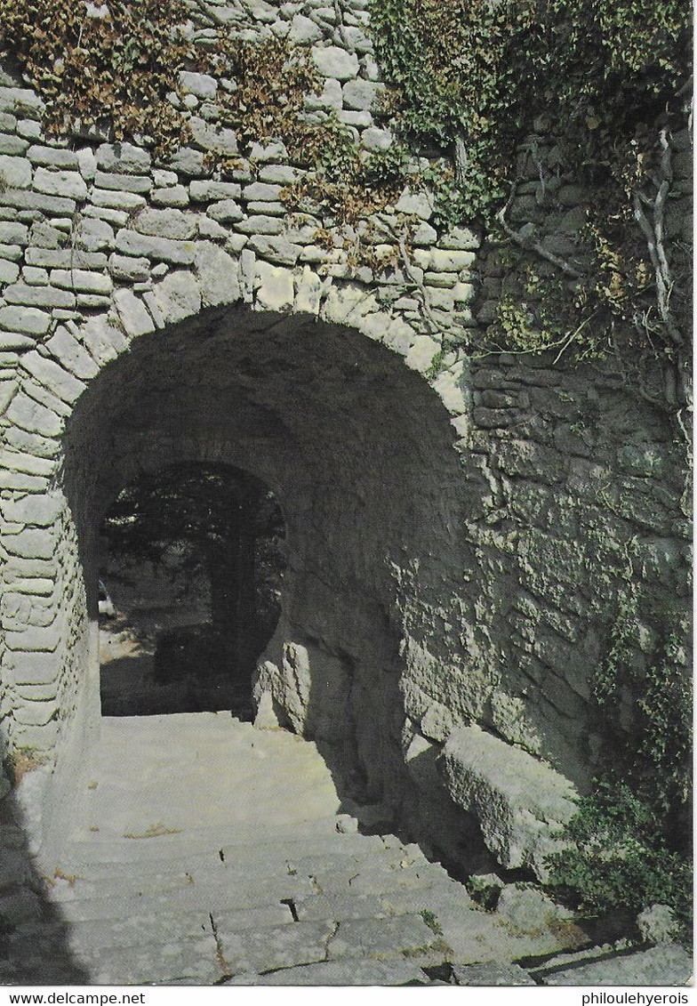 CPM 84 BONNIEUX Vieil Escalier 1969 - Bonnieux