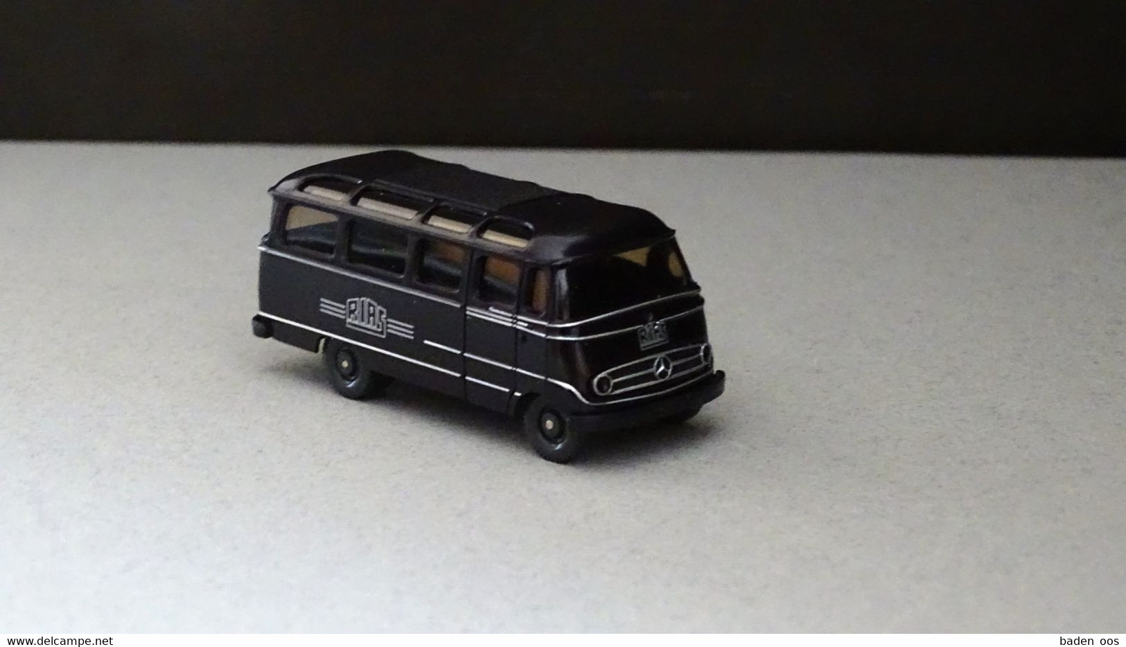 Wiking RIAS Mercedes Benz O 319 Kleinbus - Road Vehicles