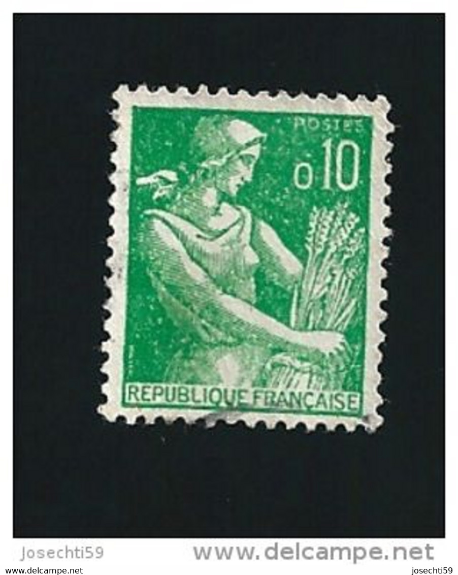 N° 1231  Moissonneuse, 0.10 Frs Timbre   France  1960-1961 - 1957-1959 Mietitrice